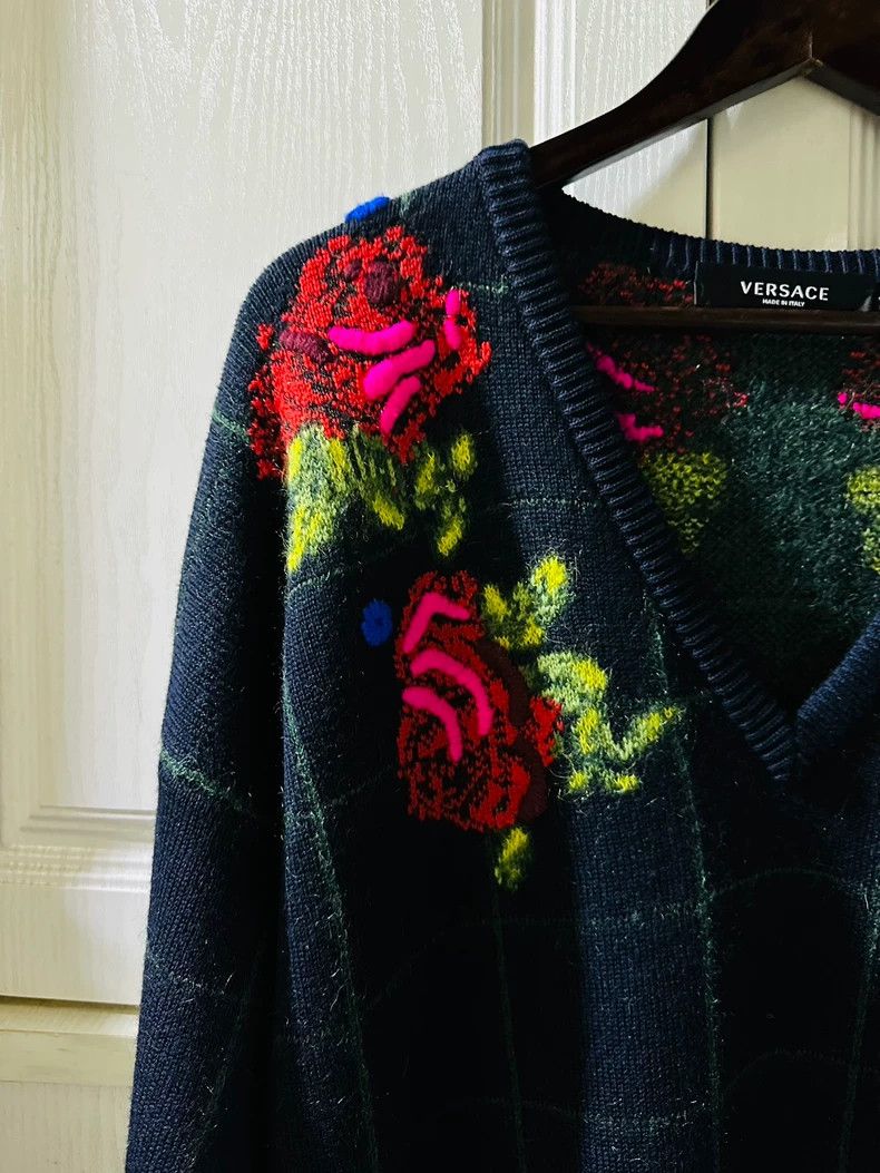 Versace Versace New jacquard knitted embroidered sweatshirt Size XL / US 12-14 / IT 48-50 - 4 Thumbnail
