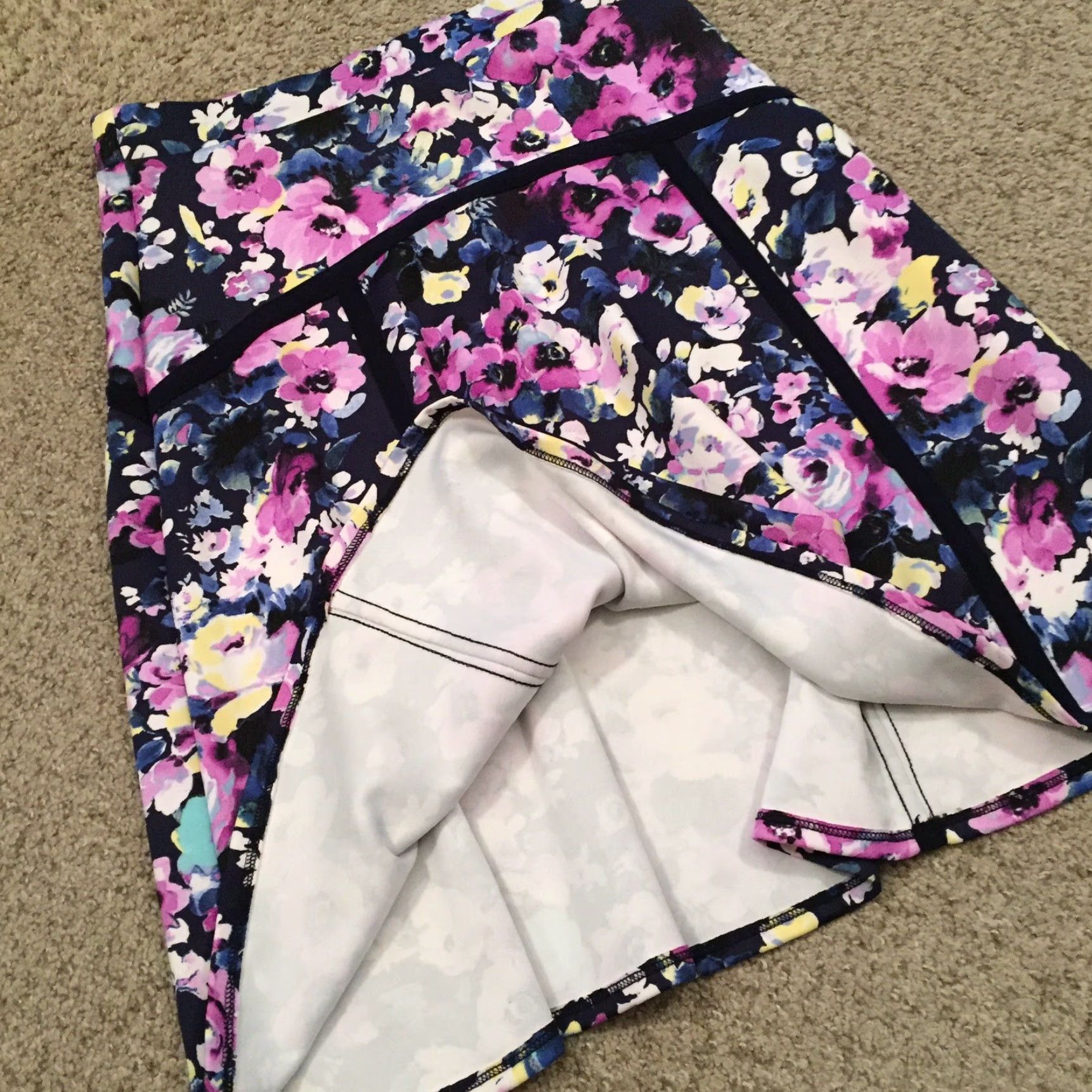 Vintage NY Collection Skirt Women S Knee Length Purple Floral Pull On A-Line Elastic Waist Unlined Polyester Spandex Casual Size 28" / US 6 / IT 42 - 7 Thumbnail