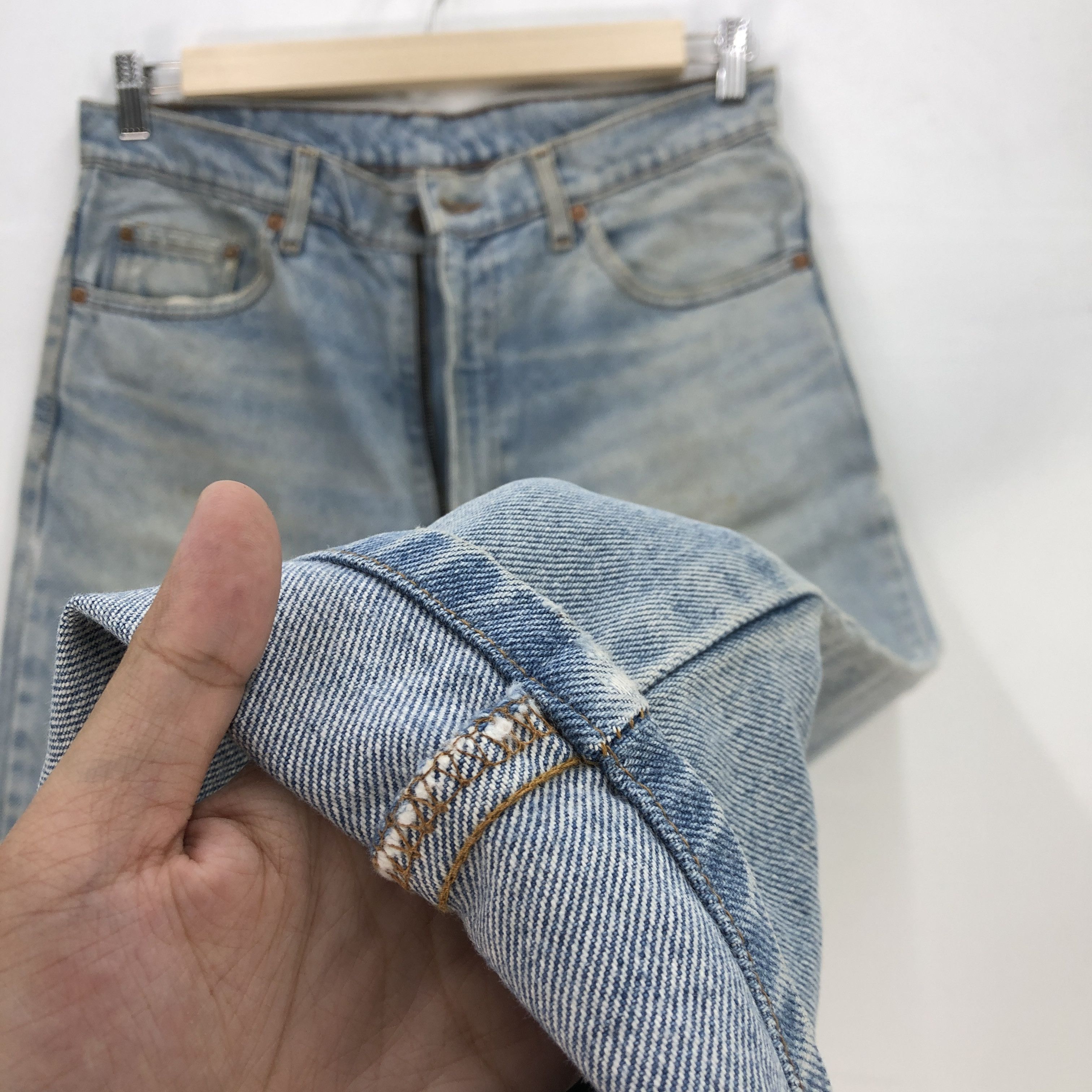 Levi's × Vintage Vintage Levis 518 Light Wash Jeans Levi's Faded Ripped Denim Size US 32 / EU 48 - 7 Thumbnail