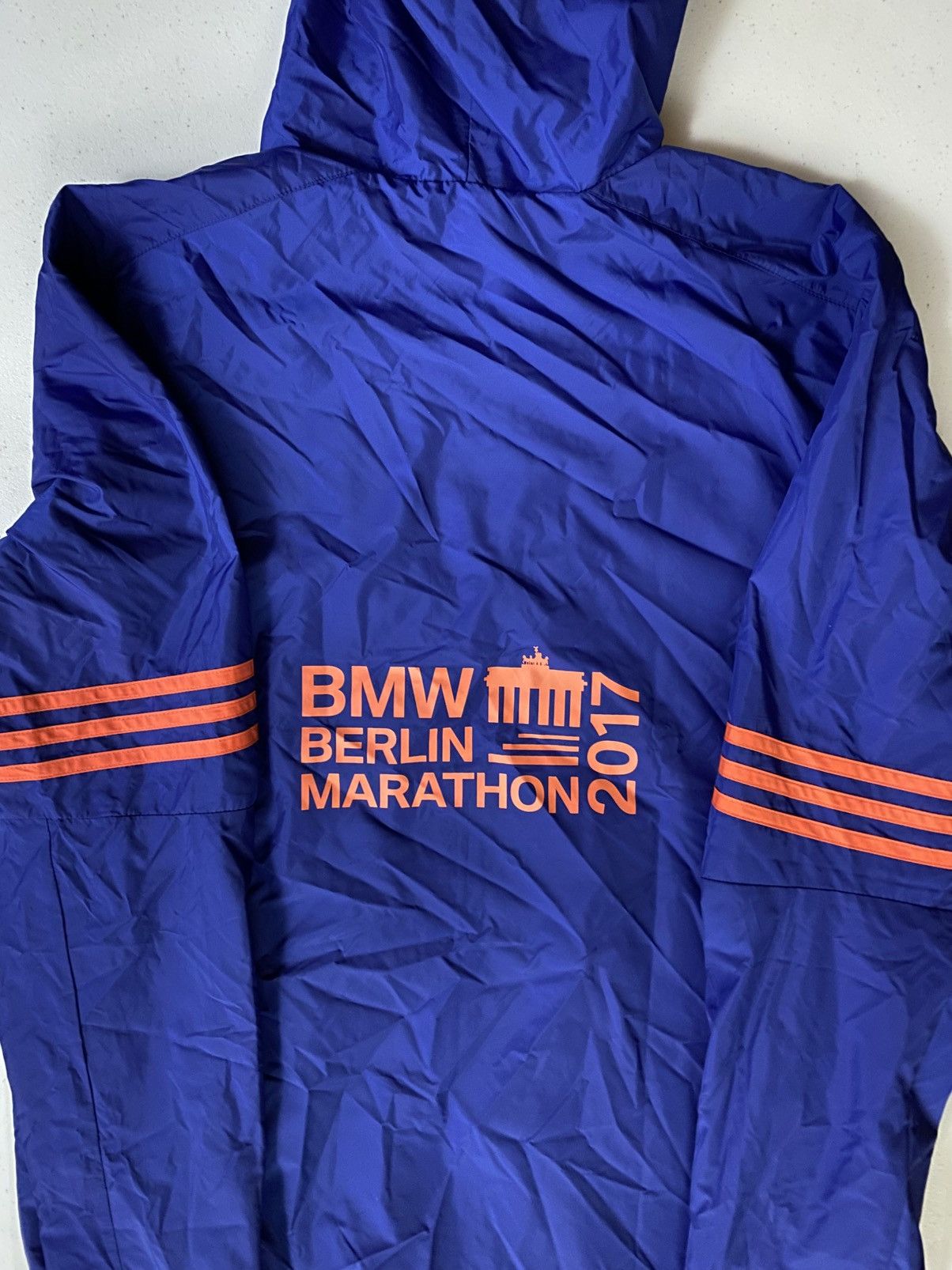 Adidas Adidas 2017 Berlin Marathon Climaproof Hooded Windbreaker M Size US M / EU 48-50 / 2 - 8 Thumbnail