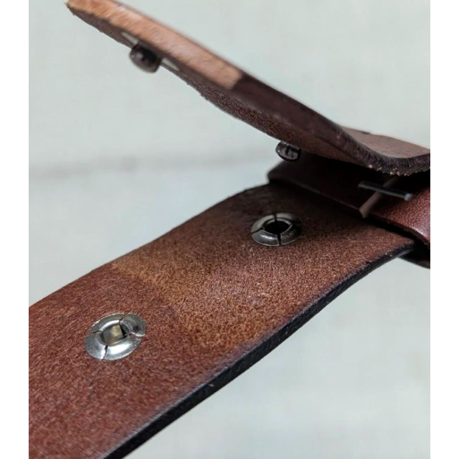 Vintage VINTAGE handcrafted western belt Men 40 brown cowhide leather buckle western belt Cowboy rodeo width 1-1/2" 40 inches Boys/Mens Size 40 - 7 Thumbnail
