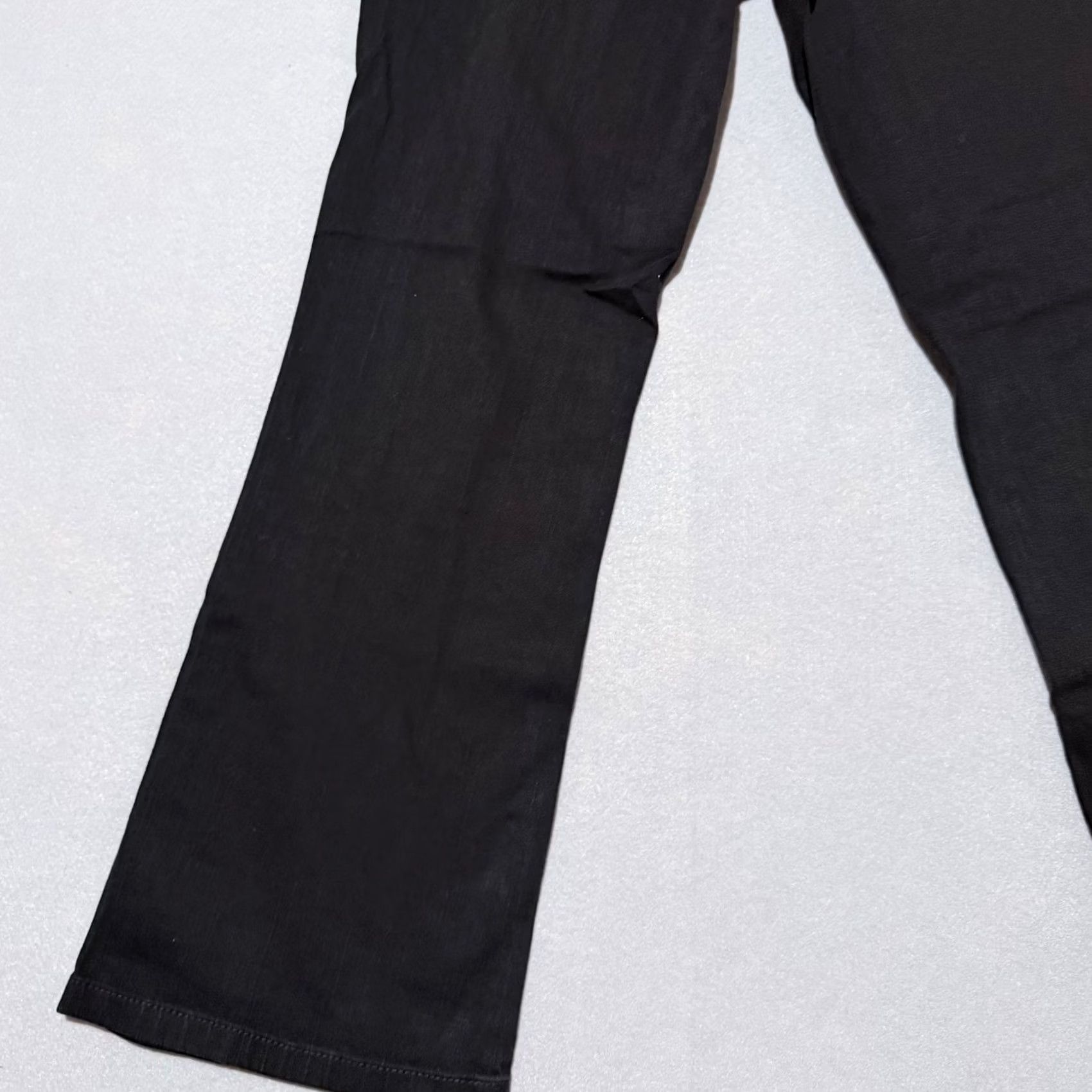 DKNY DKNY Soho Flared Jeans Women's Black Denim Slim Fit Pockets Classic Zip Fly 8L Size 30" / US 8 / IT 44 - 7 Thumbnail