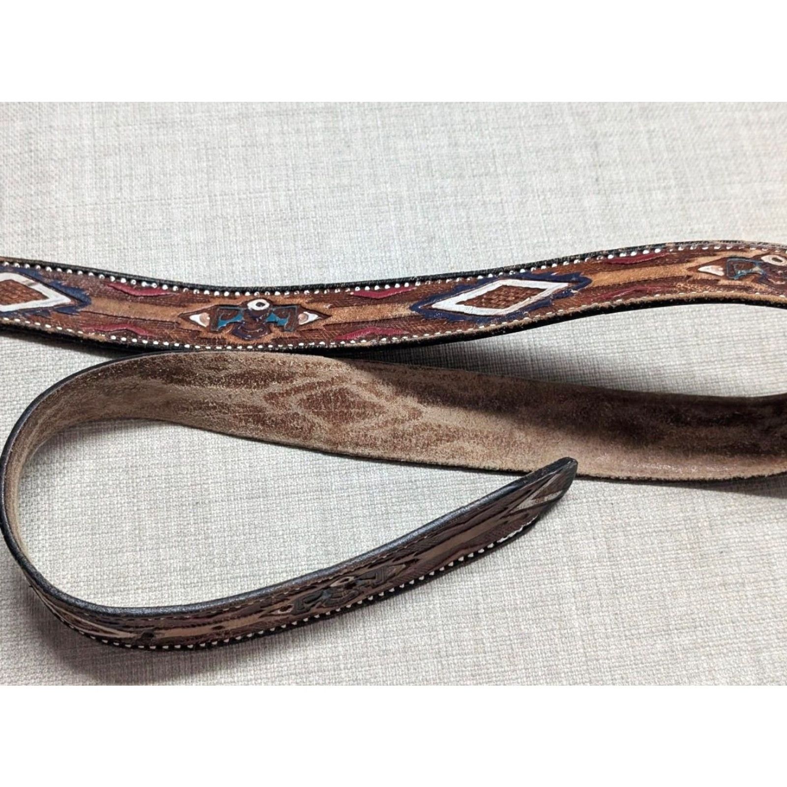 Vintage VINTAGE handcrafted western belt Unisex Adults 28 cowhide leather Tooled Brown 1-1/4" width 34.5" length 26-30 holes Mens Womens Size 28 - 3 Thumbnail