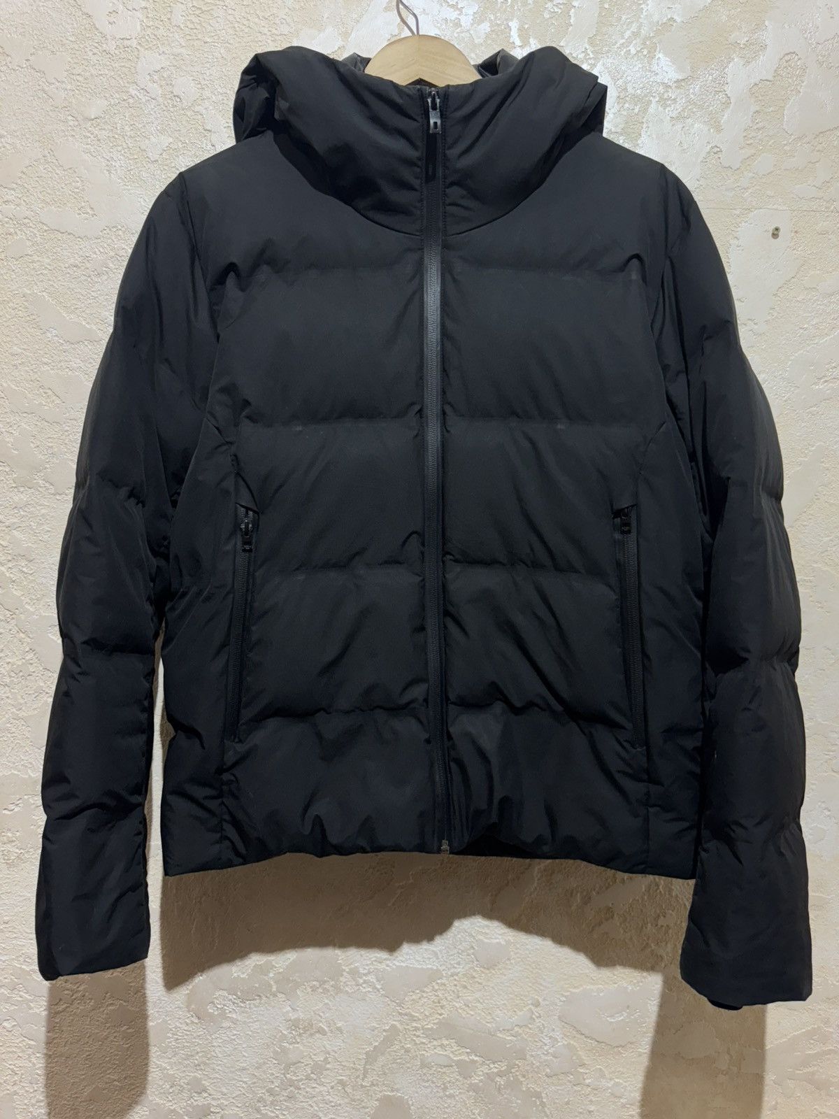 Uniqlo Uniqlo Mens Down Hooded Black Jacket Size S Size US S / EU 44-46 / 1 - 1 Thumbnail