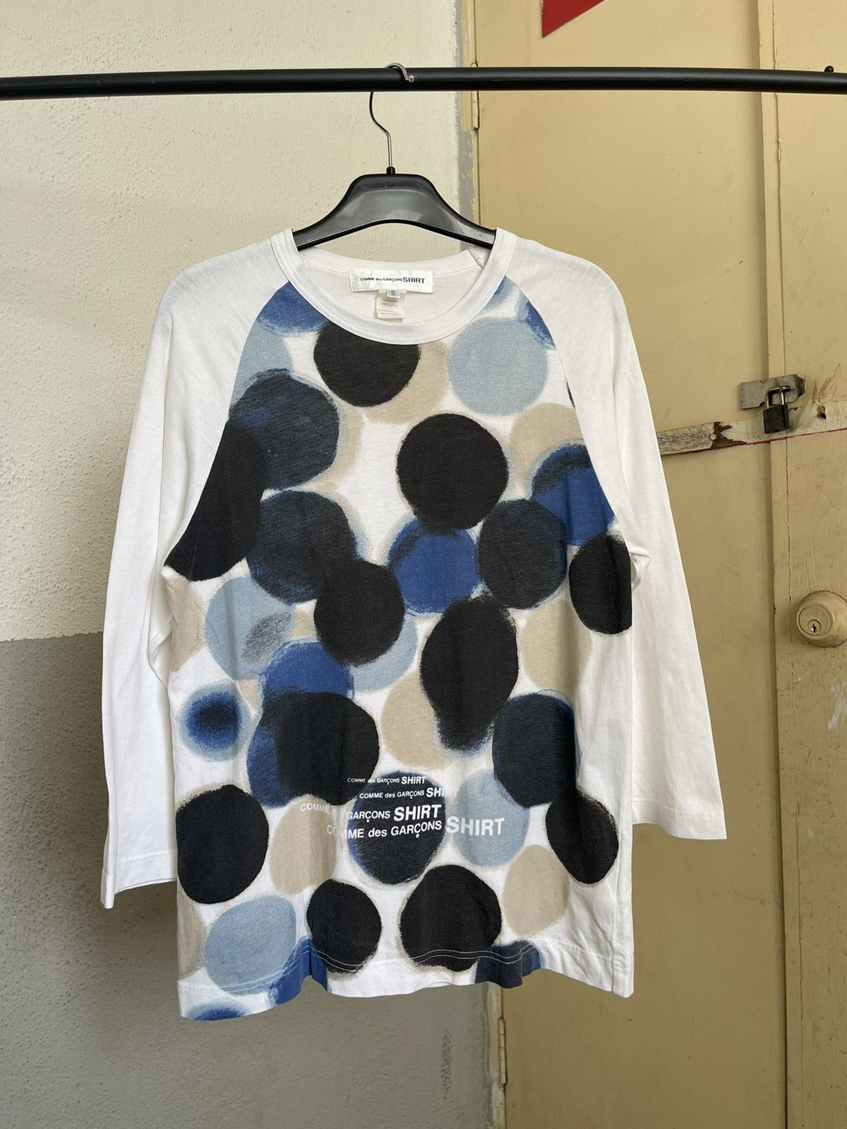 Comme des Garcons SHIRT Comme Des Garcons Shirt Polkadot Logo Size US S / EU 44-46 / 1 - 2 Thumbnail
