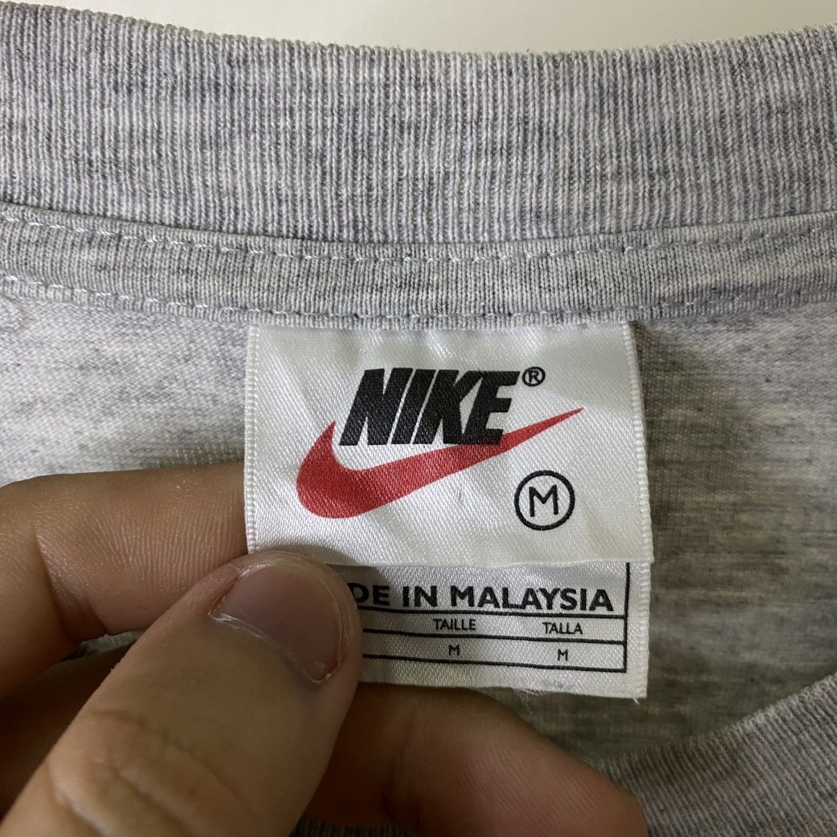 Nike Vintage 1990s Nike Soccer Big Logo T Shirt Size US L / EU 52-54 / 3 - 3 Thumbnail