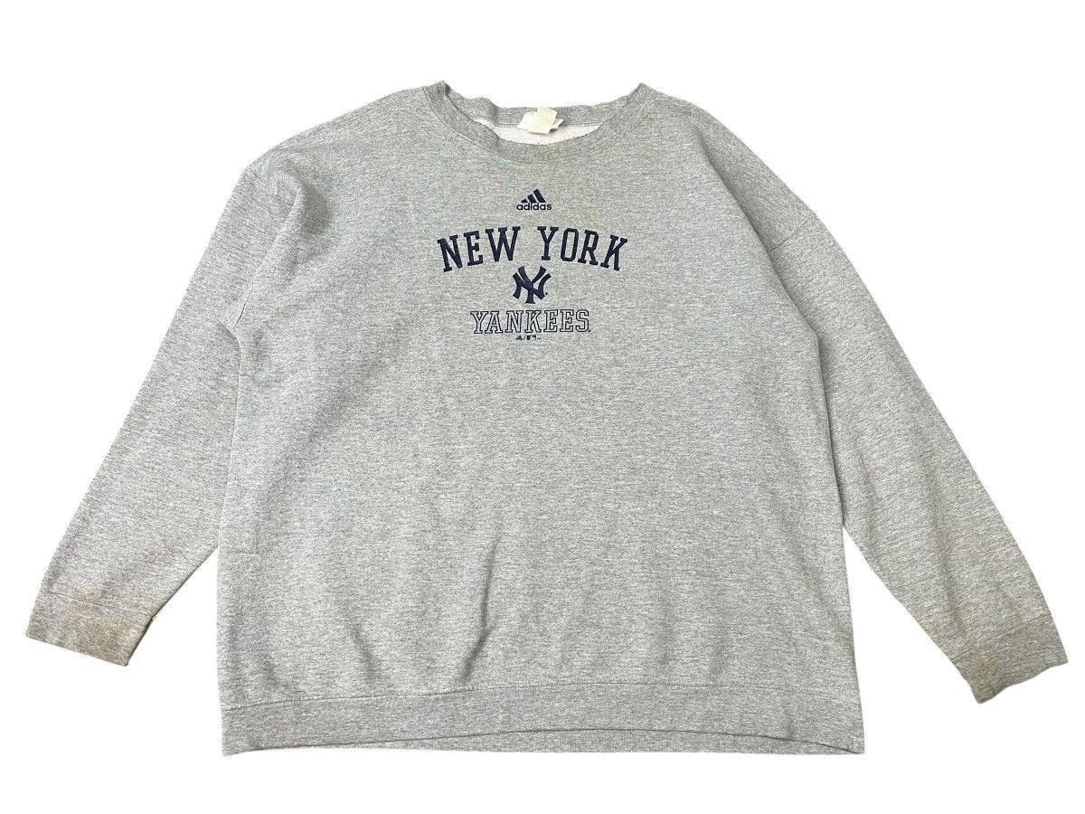 Adidas Vintage Adidas New York Yankees Streetwear Size US XL / EU 56 / 4 - 1 Thumbnail