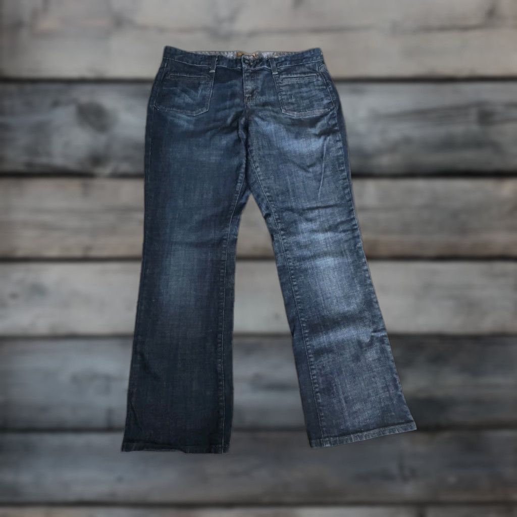 Gap VINTAGE Gap 1969 Women's Denim Jeans High Rise Boot Cut Size 14 Blue Stretch Comfort Limited Edition Size 36" / US 14 / IT 50 - 1 Thumbnail