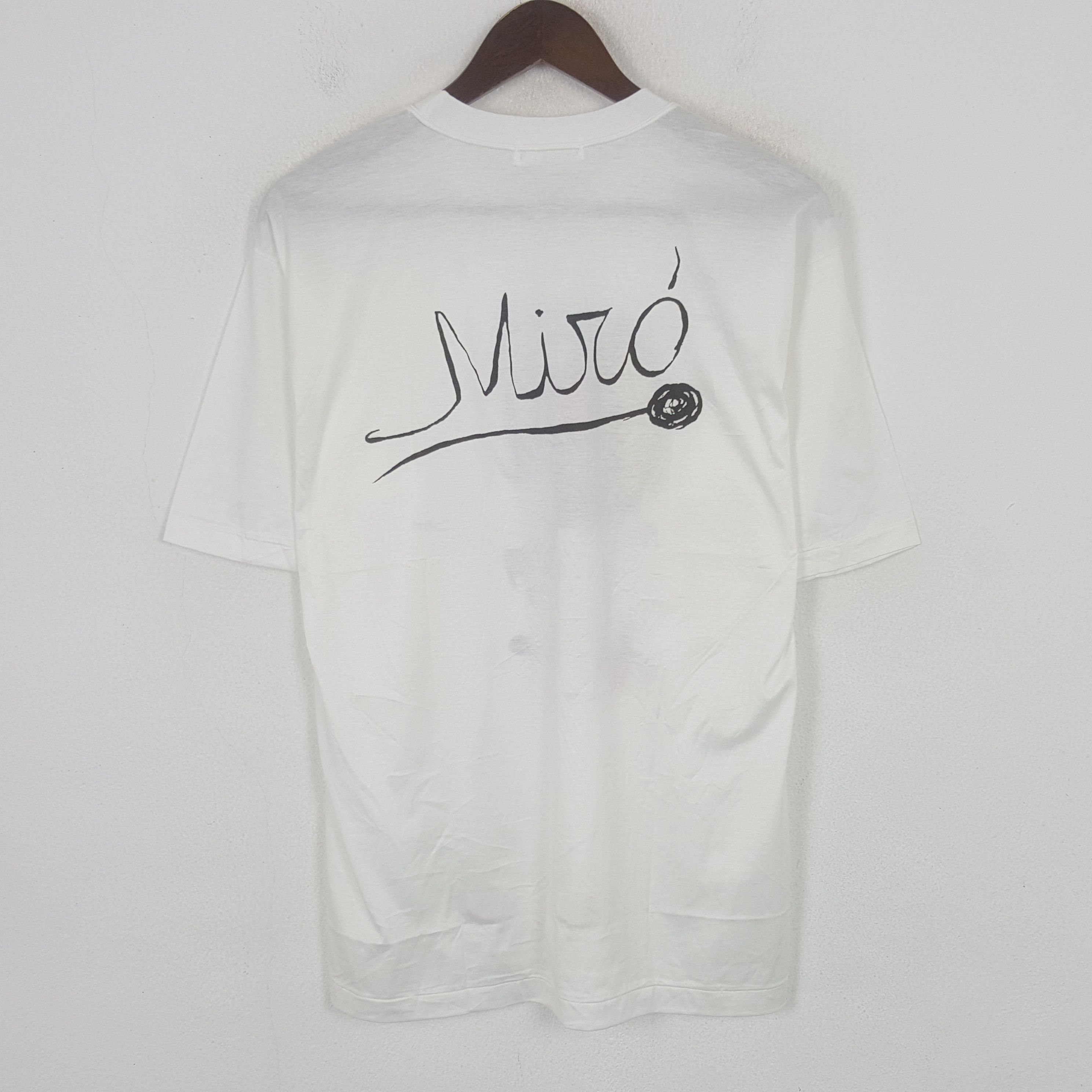 Other Vintage Fundacio Pilar Joan miro A Mallorca Tshirt Size US M / EU 48-50 / 2 - 3 Thumbnail