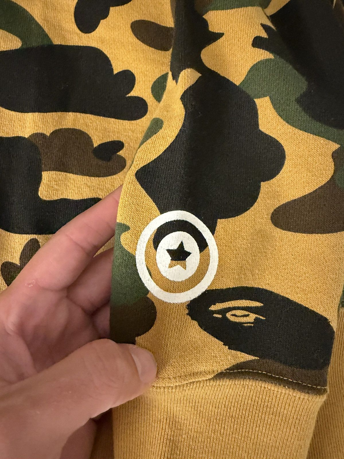 Bape BAPE Shark Yellow Camo Full Zip Size US M / EU 48-50 / 2 - 8 Thumbnail