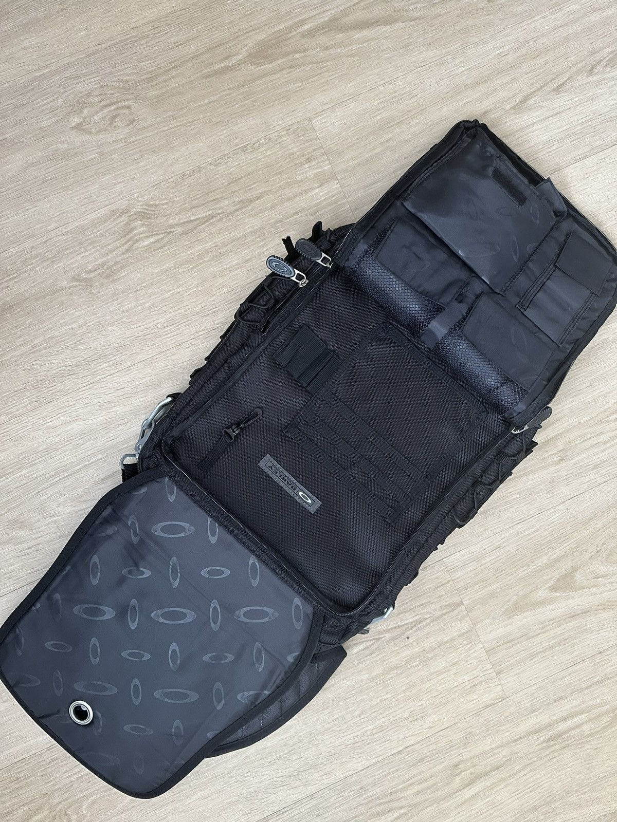Oakley Oakley Sling Bag | Grailed Oakley Oakley Sling Bag | Grailed