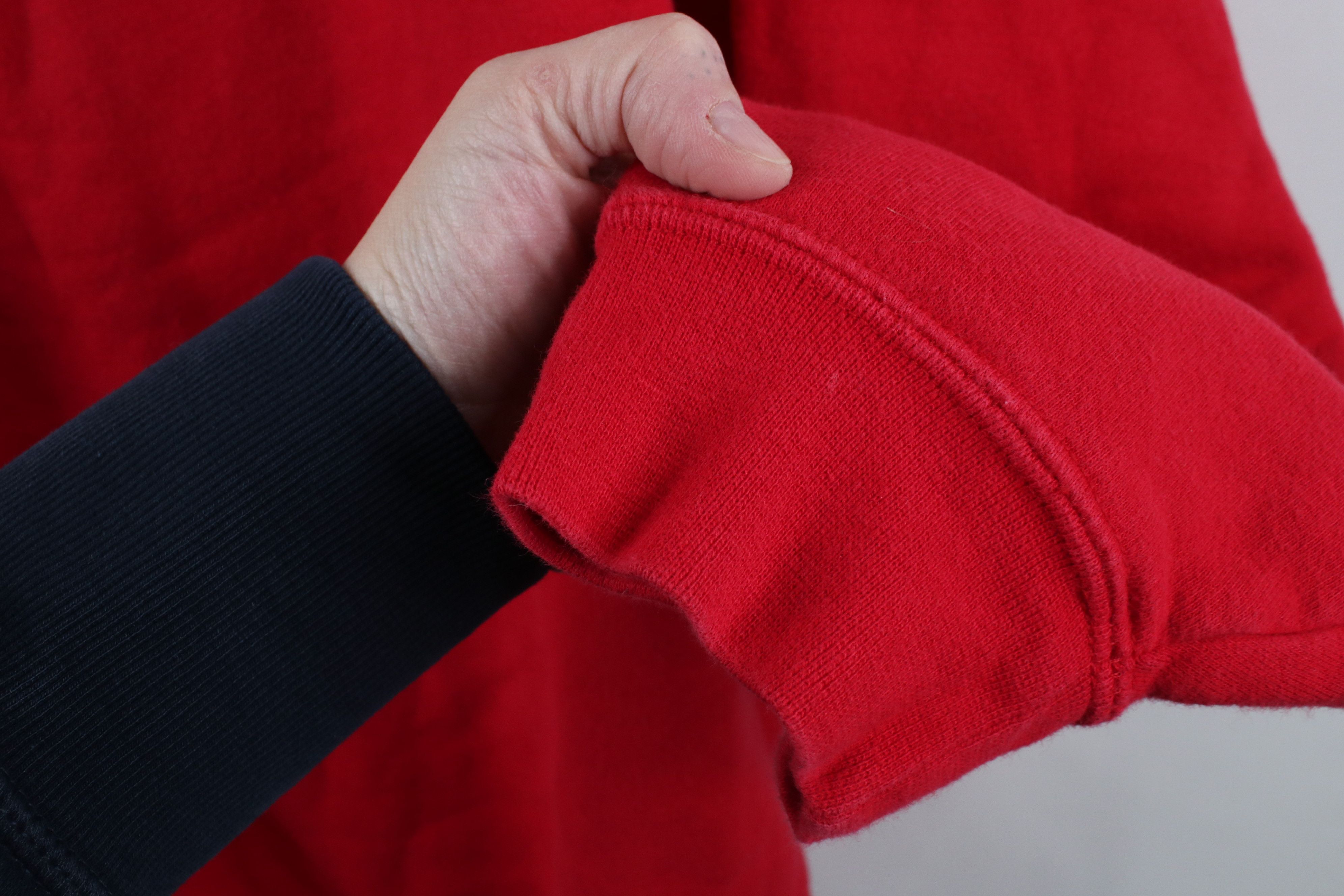 Vintage Vintage Detroit Pistons Basketball Crewneck Sweatshirt Red Size US XXL / EU 58 / 5 - 6 Thumbnail