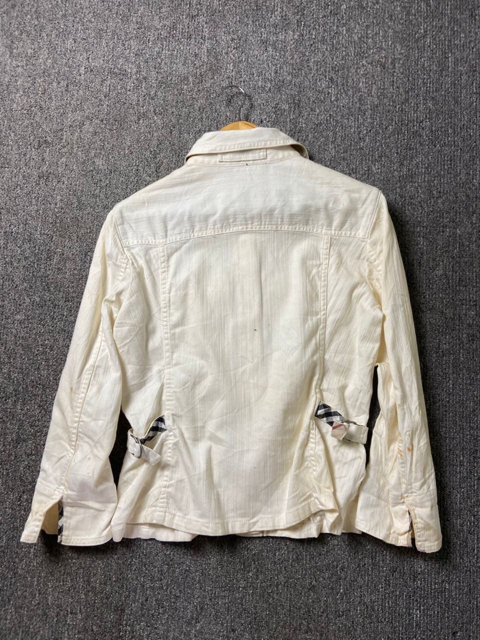 Burberry Burberry London Cropped Denim Jacket (202) Size XS / US 0-2 / IT 36-38 - 2 Thumbnail