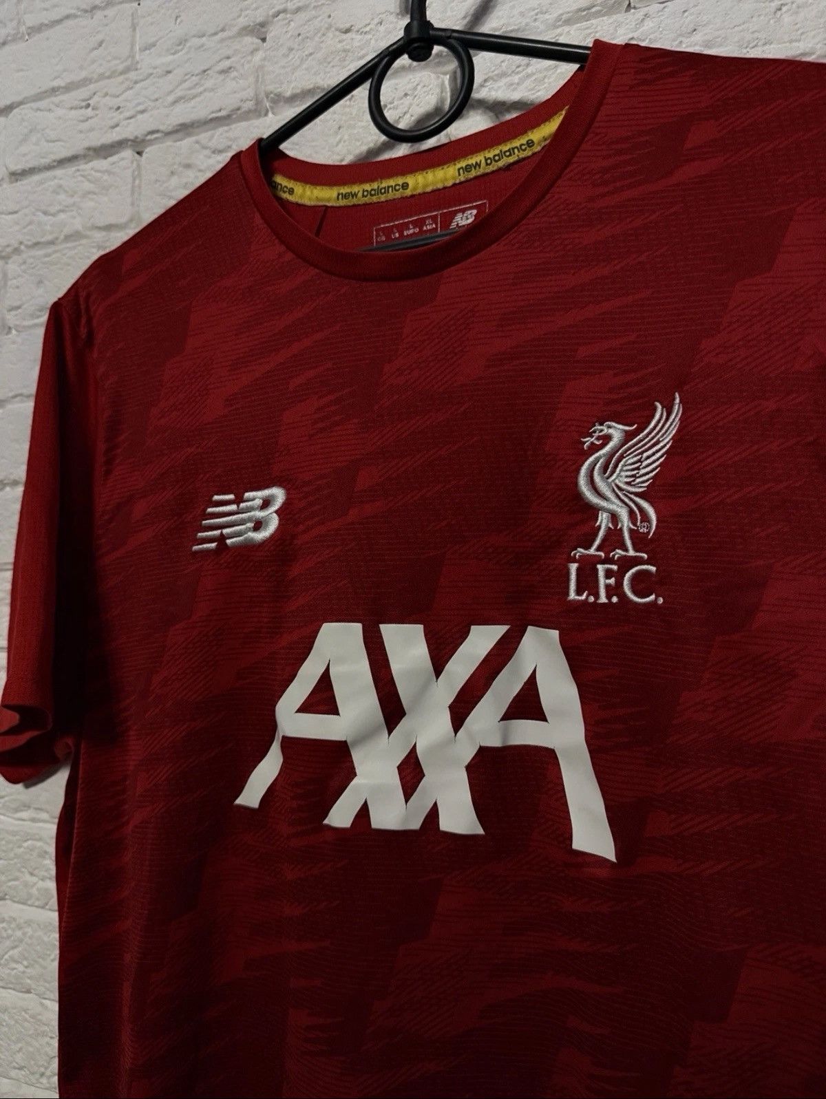 New Balance New Balance Liverpool 19/20 Jersey Away Football Shirt Sz L Size US L / EU 52-54 / 3 - 2 Thumbnail