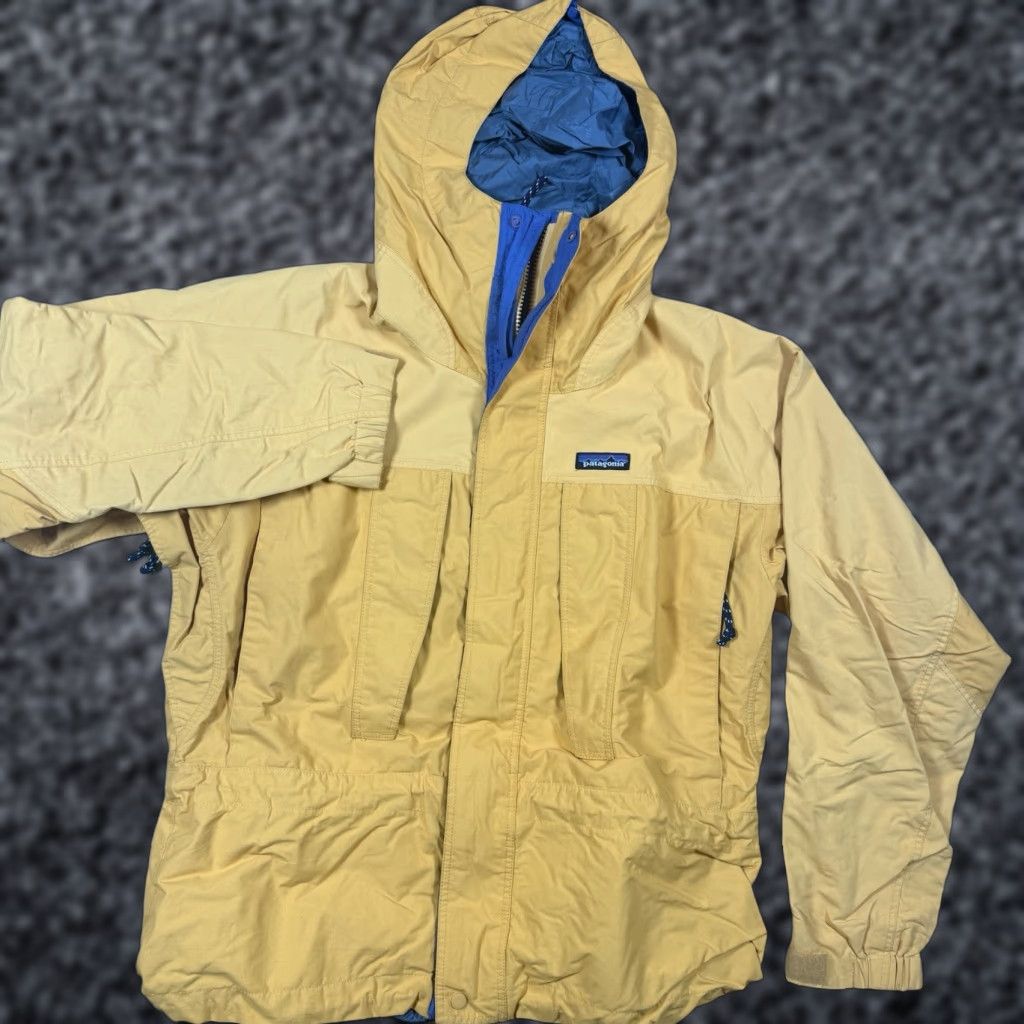 Patagonia VINTAGE Patagonia Jacket Mens XS Yellow Nitro II Snowboard Shell Windbreaker 90s Rain Coat Nylon Weather Windbreaker Mens XS Yellow 90s Size US XS / EU 42 / 0 - 1 Thumbnail