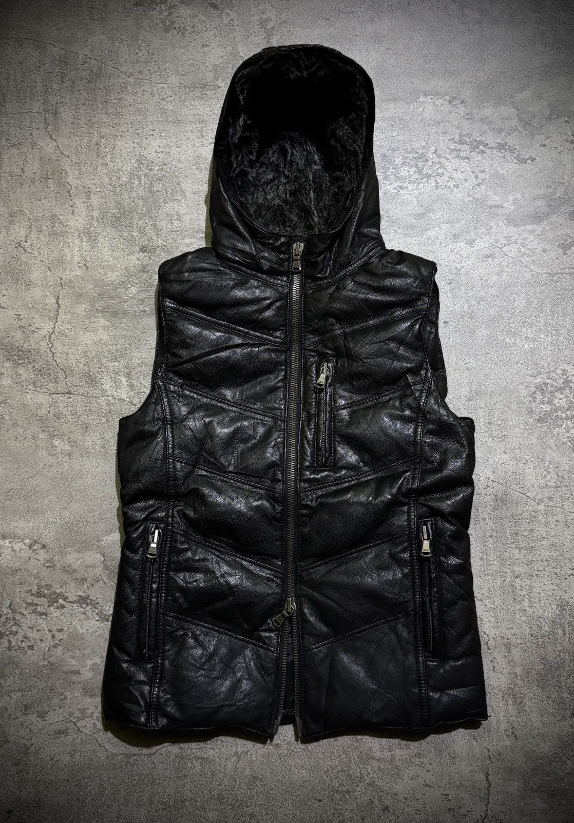 Shellac SHADE SHELLAC GOAT LEATHER IFSIXWASNINE LGB FUR BLACK VEST Size US M / EU 48-50 / 2 - 1 Thumbnail
