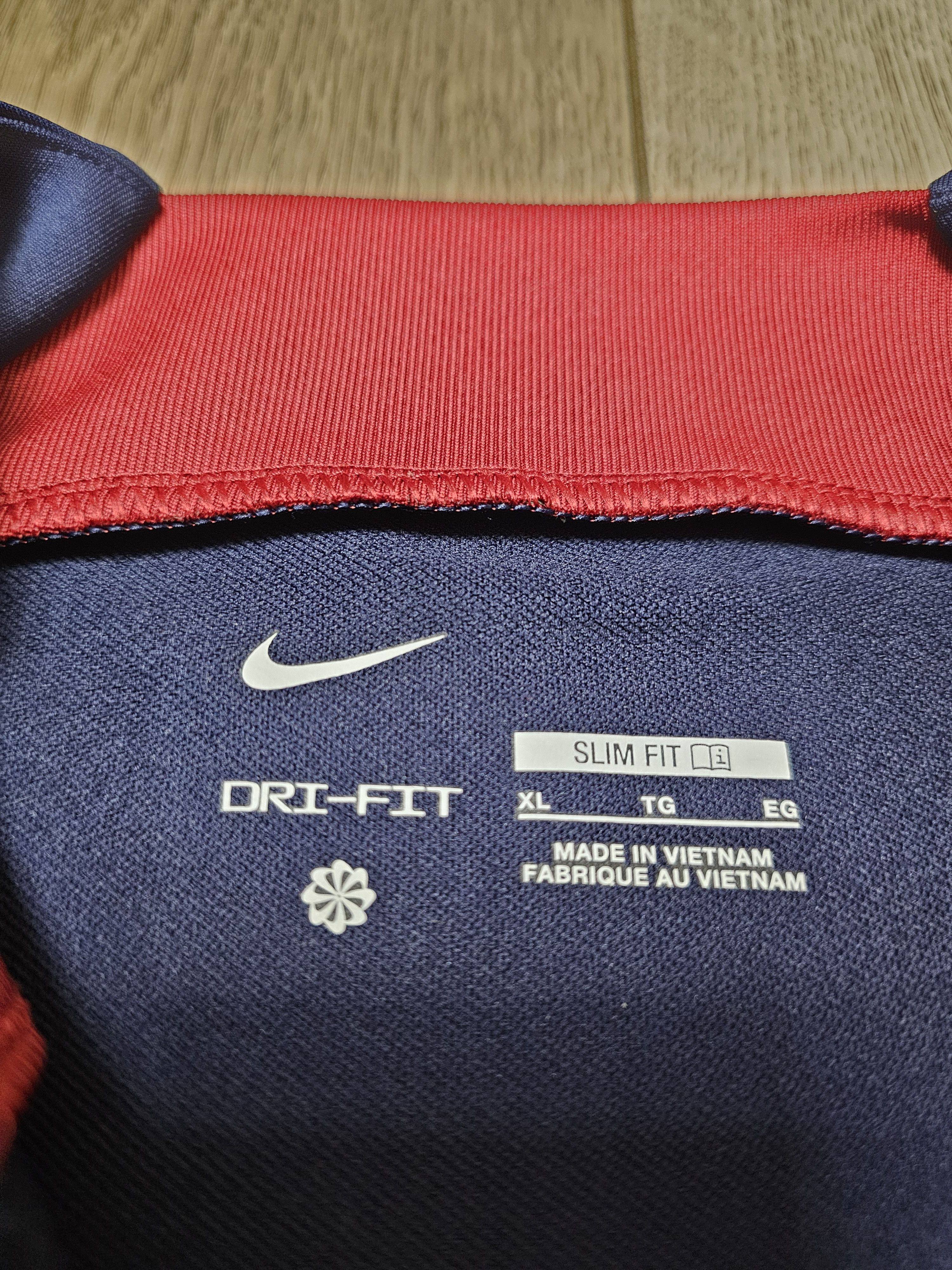 Nike PSG PARIS SAINT-GERMAIN 2023 2024 FOOTBALL JACKET TOP SOCCER Size US XL / EU 56 / 4 - 6 Thumbnail