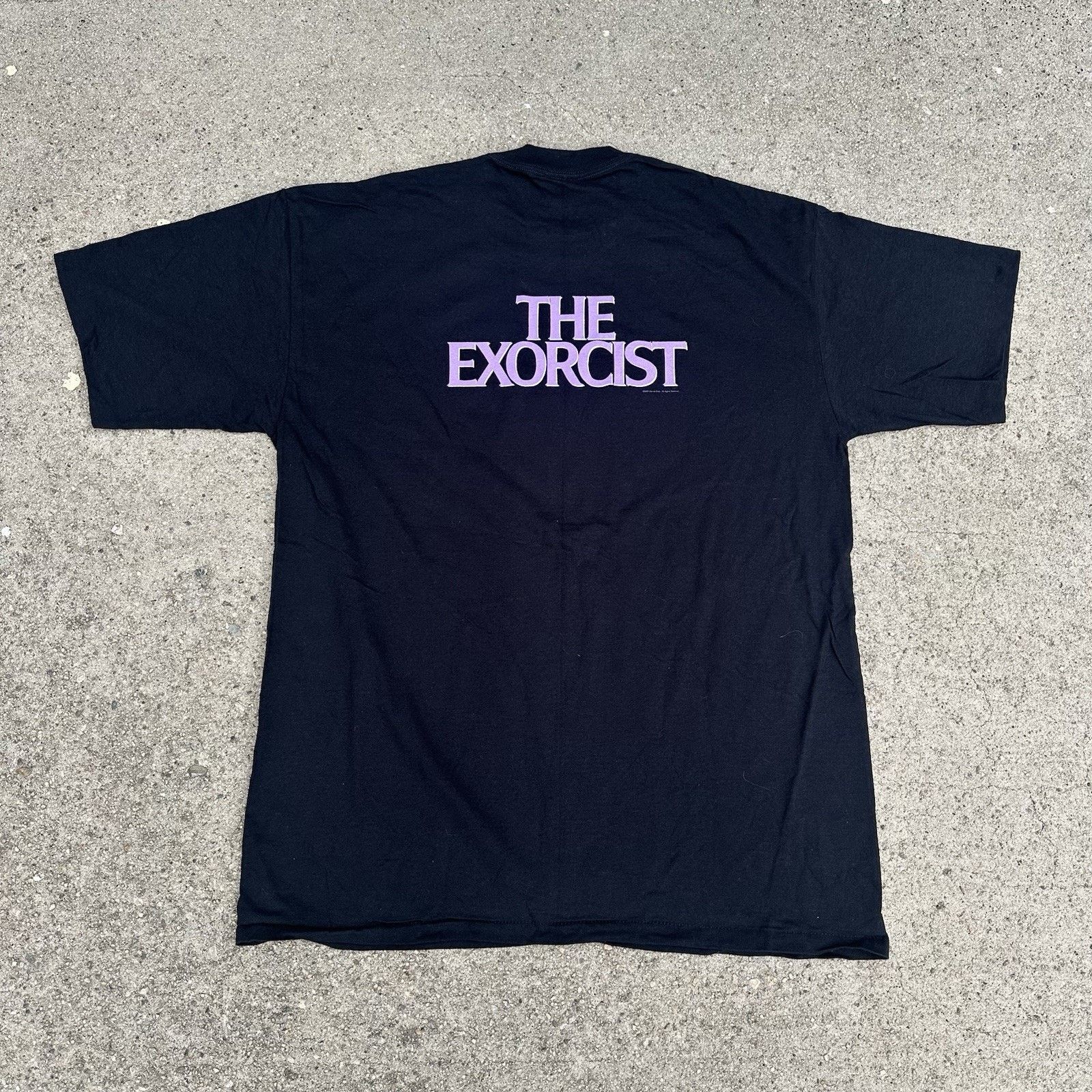 Vintage Vintage 2000 The Exorcist Tee Shirt Size XL Glow In The Dark Size US XL / EU 56 / 4 - 4 Thumbnail