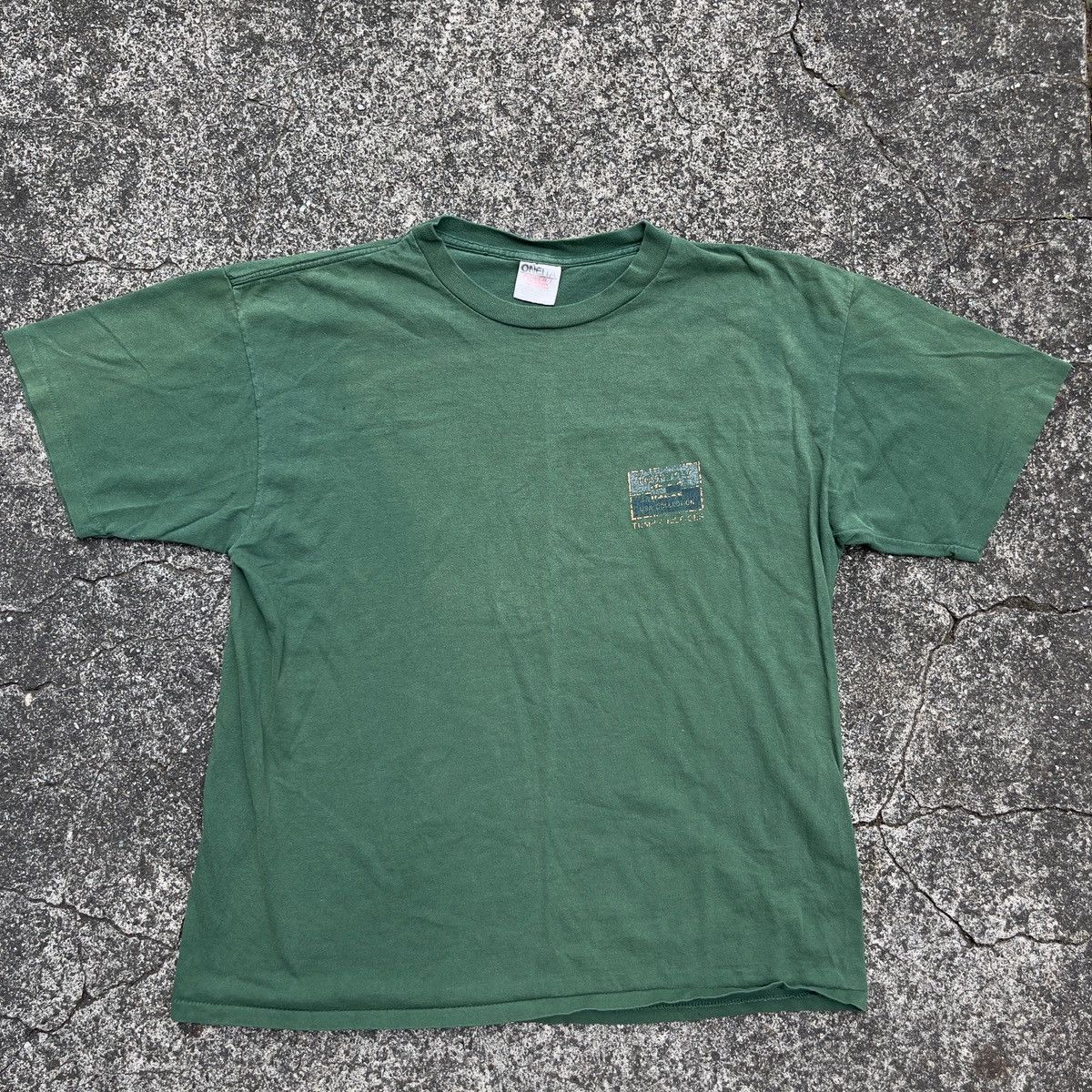 Vintage Vintage Thrashed Graphic ONIETA Single Stitch Shirt Size US XL / EU 56 / 4 - 1 Thumbnail