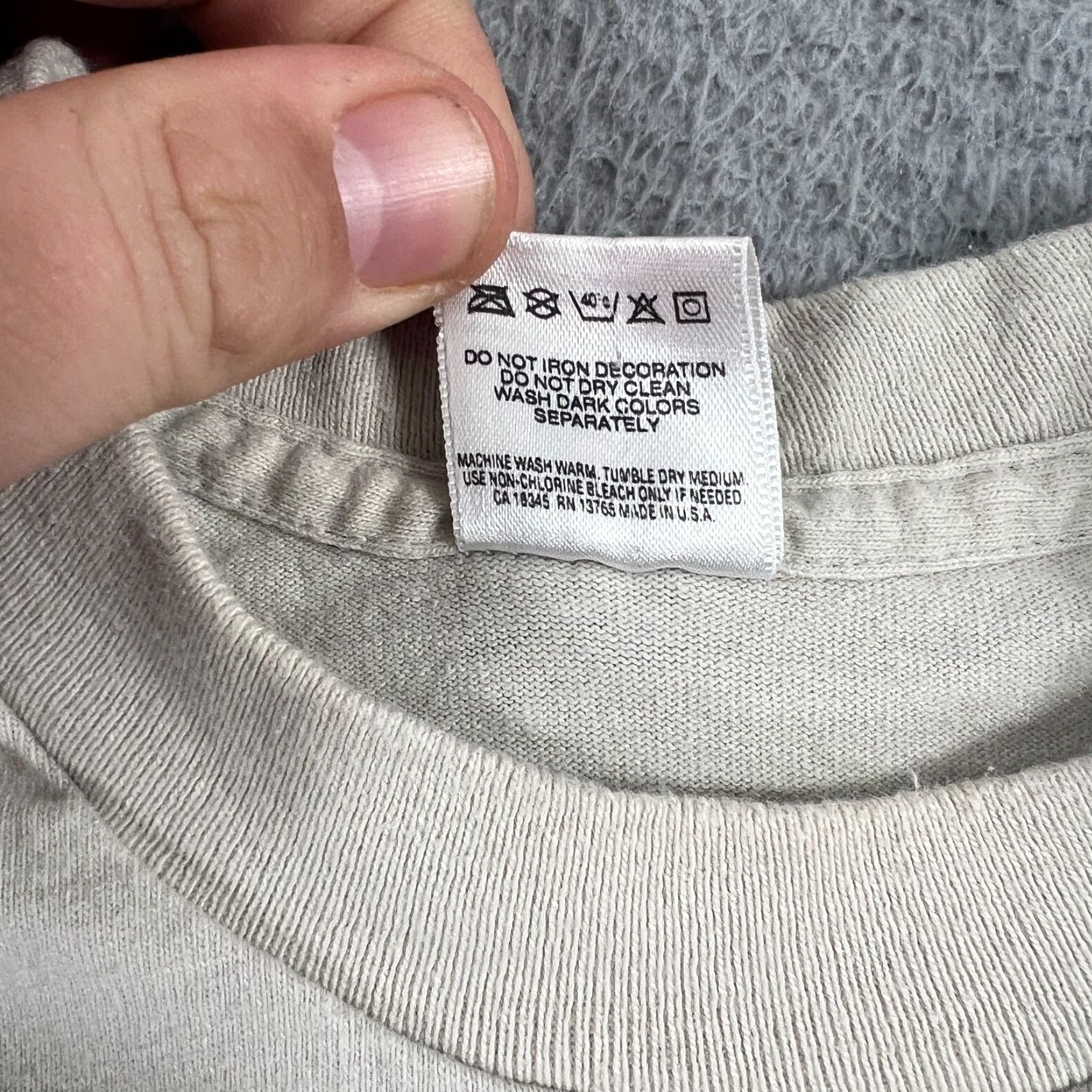 Fruit Of The Loom VINTAGE Allis Chalmers Tractor Shirt Mens M Beige Graphic Tee 90s Agriculture Farm Size US M / EU 48-50 / 2 - 5 Thumbnail