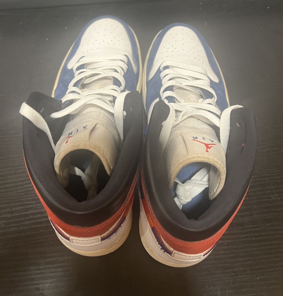 Nike SIZE 10.5 - Air Jordan 1 Mid Multicolored Swoosh Size US 10.5 / EU 43-44 - 5 Thumbnail