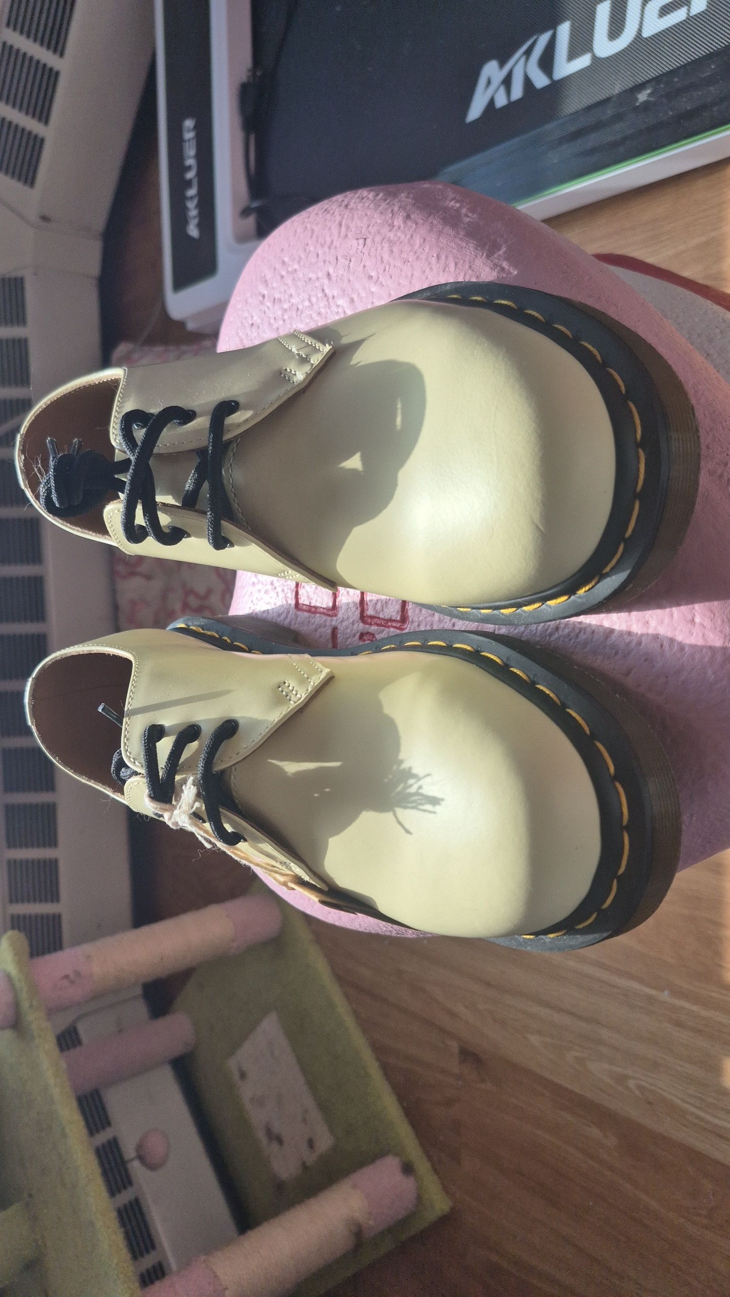 Dr. Martens Dr Martenz 1461 Bex 3-Eye - Like New Size US 8 / EU 41 - 2 Thumbnail
