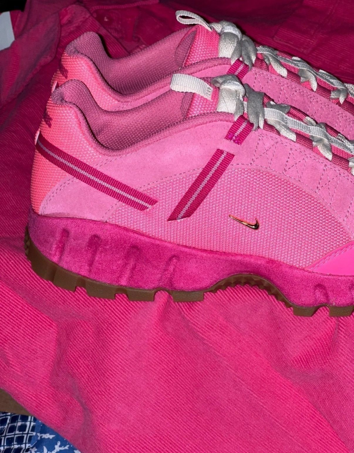 Jacquemus × Nike Air Humara LX Size US 9 / IT 39 - 6 Thumbnail