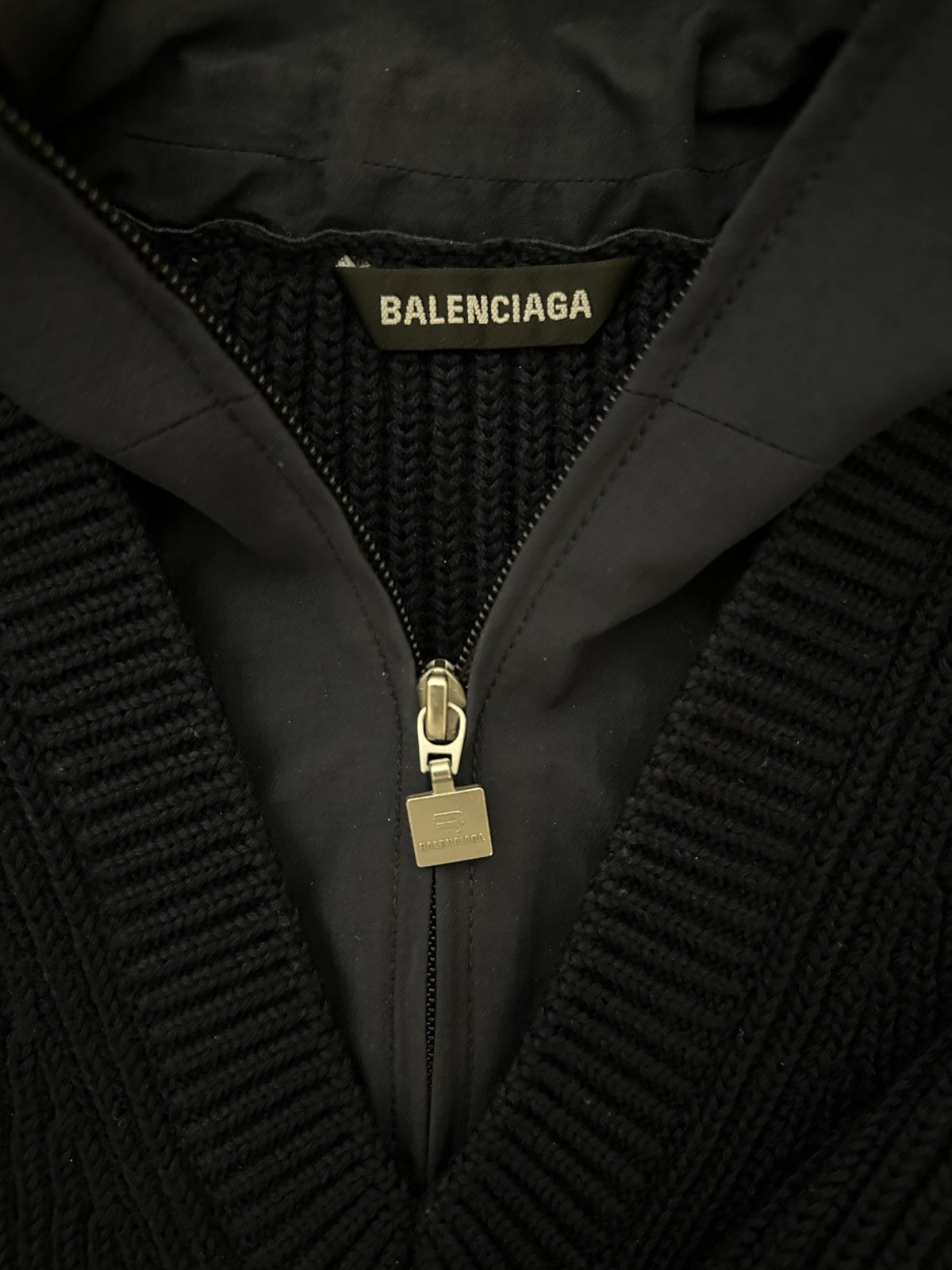 Balenciaga Balenciaga Layered Tracksuit V-Neck Sweater Size US S / EU 44-46 / 1 - 3 Thumbnail