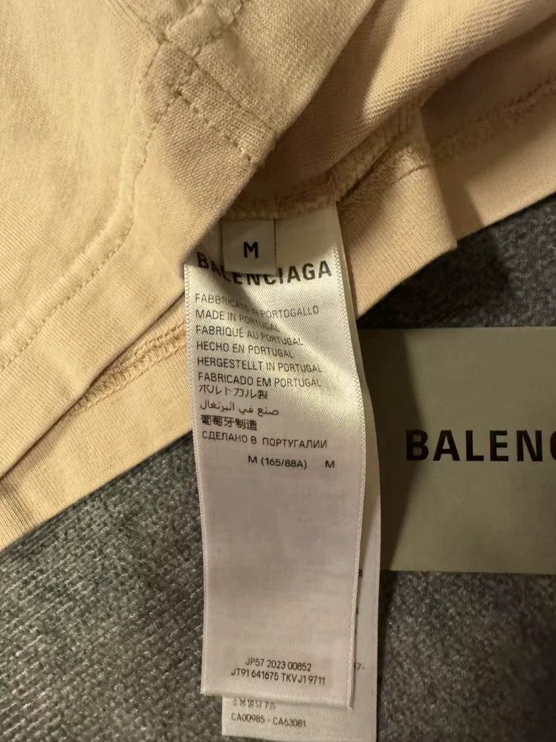 Balenciaga Balenciaga Beige short sleeve T-shirt Size US M / EU 48-50 / 2 - 5 Thumbnail