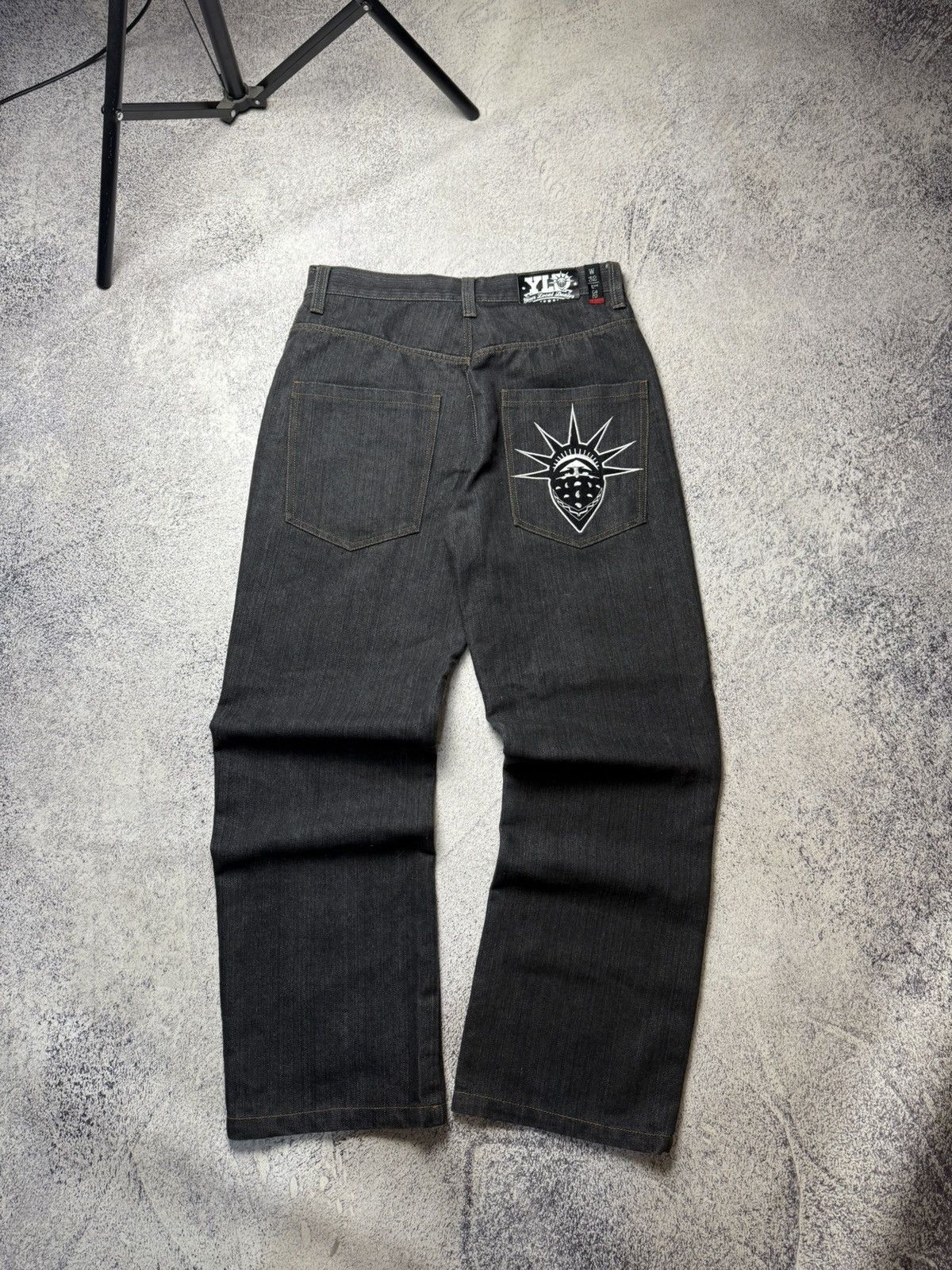 Japanese Brand Vintage Rap Pants Your Local Dealer Y2K Jeans Japanese Size US 32 / EU 48 - 1 Thumbnail