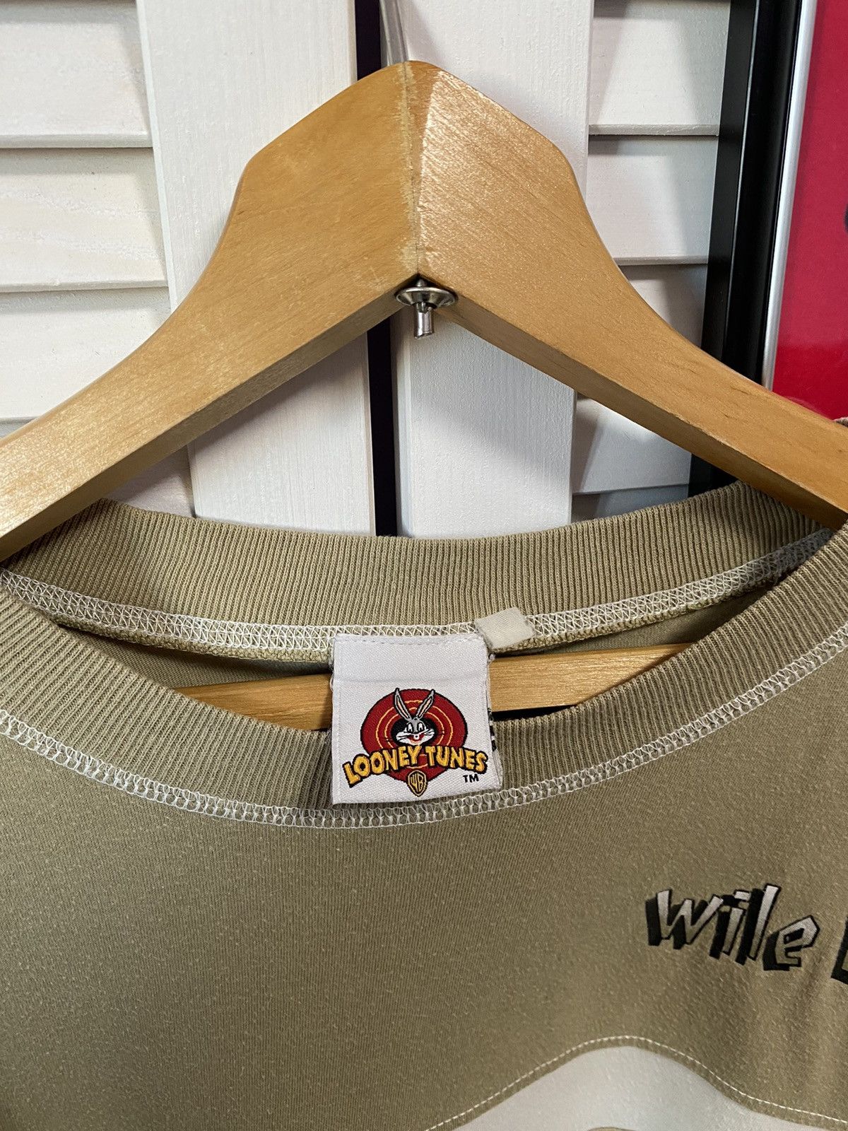 Cartoon Network × Warner Bros Vintage 90s T-Shirt Tee Looney Tunes Wile E Coyote Size US L / EU 52-54 / 3 - 5 Thumbnail