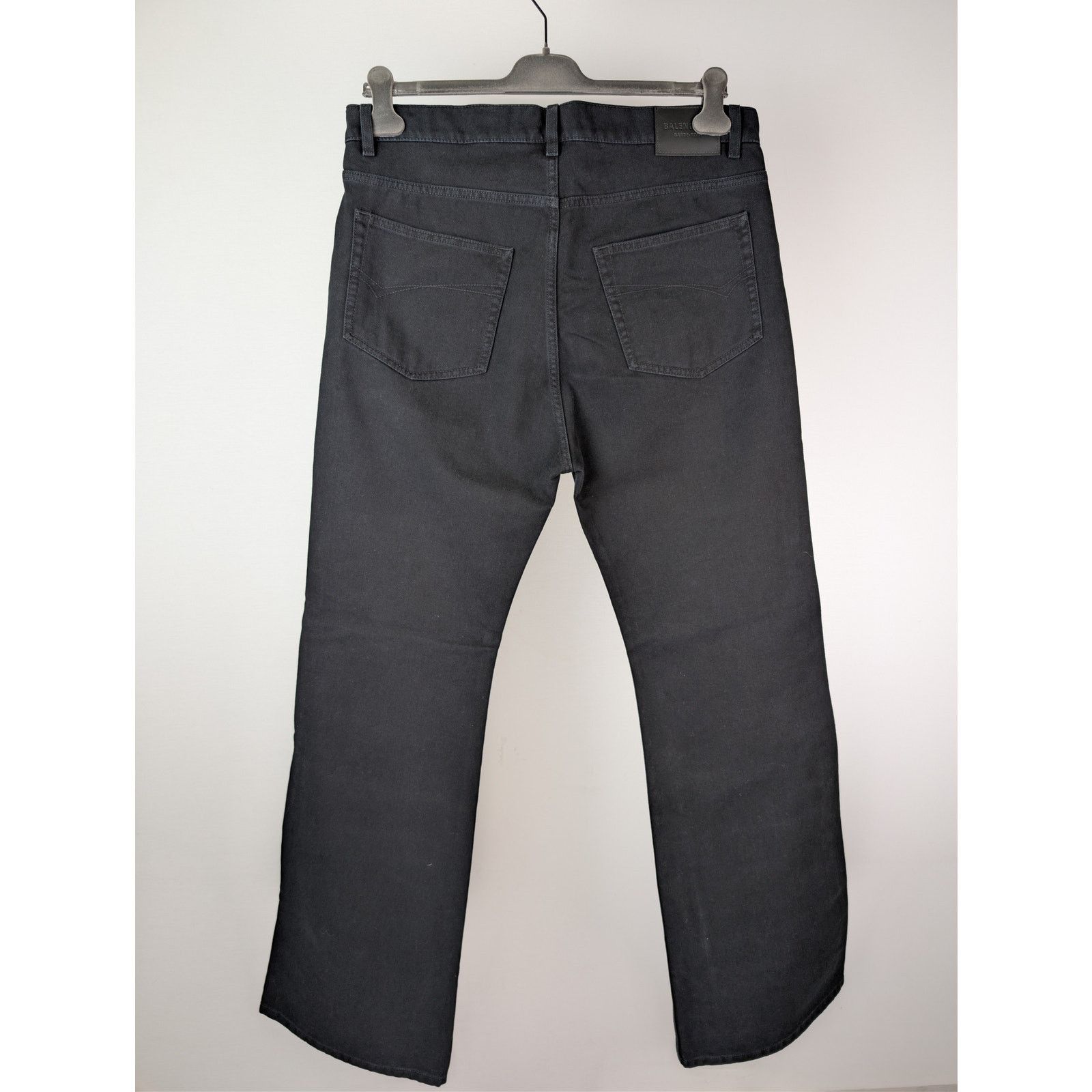 Balenciaga o1rshd1 Straight-Leg Flared Denim Jeans in Peach Pitch Black Size US 33 - 10 Thumbnail