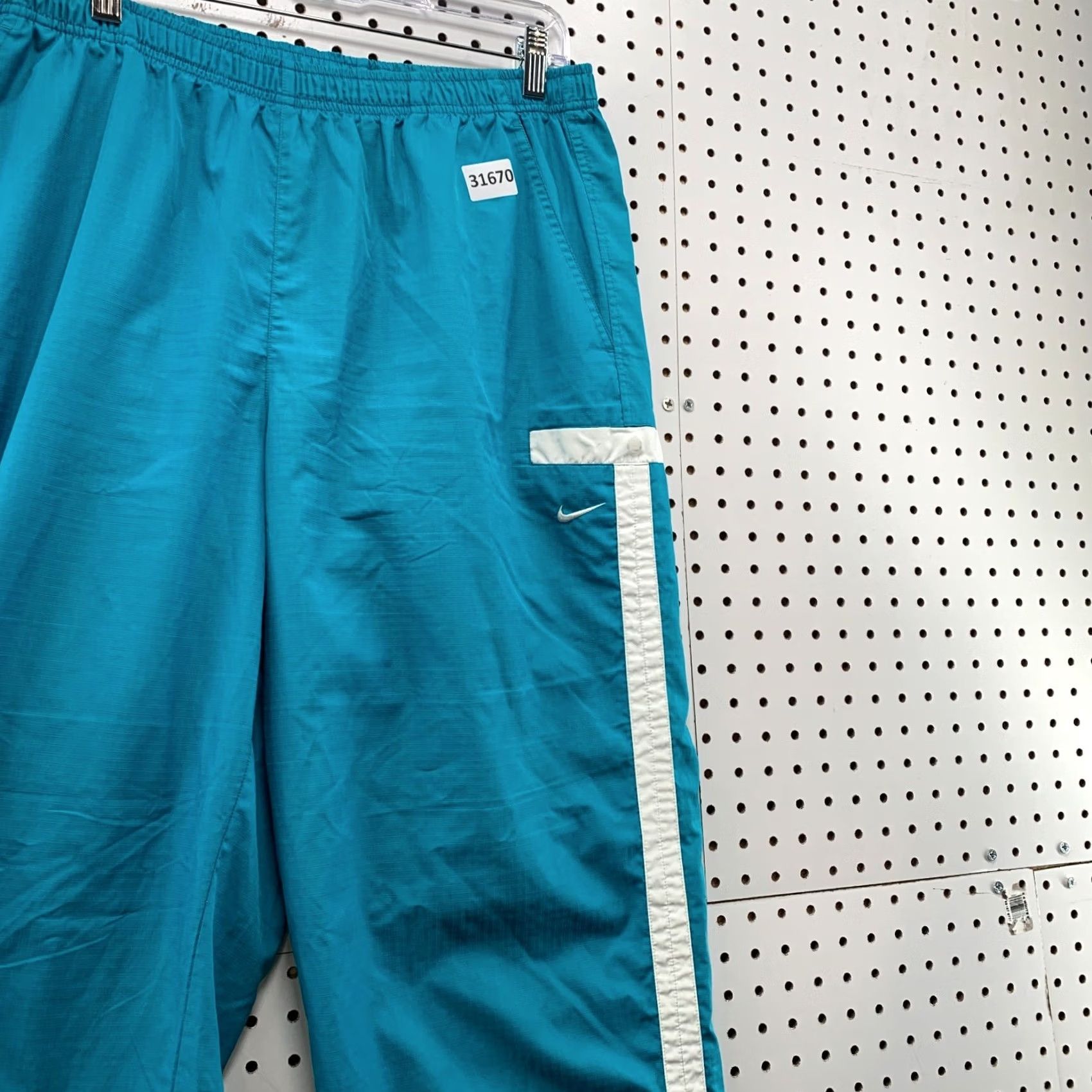 Nike Vintage Nike Pants Womens XL Teal Swoosh Windbreaker Fits 31x32 Size 40" / US 18 - 5 Thumbnail