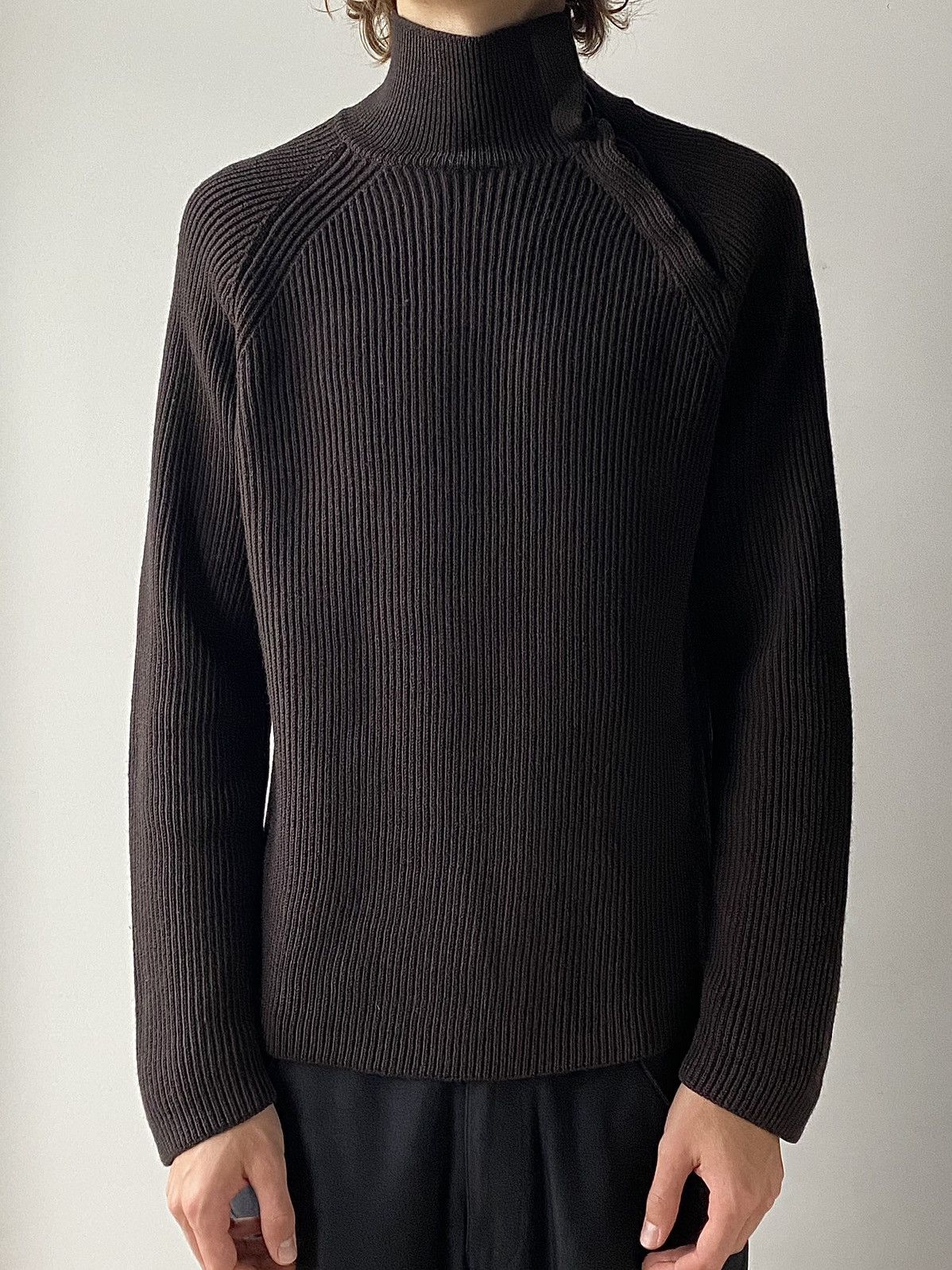 Tom Ford Gucci by Tom Ford Asymmetrical Collar Ribbed Wool Sweater Size US M / EU 48-50 / 2 - 2 Thumbnail