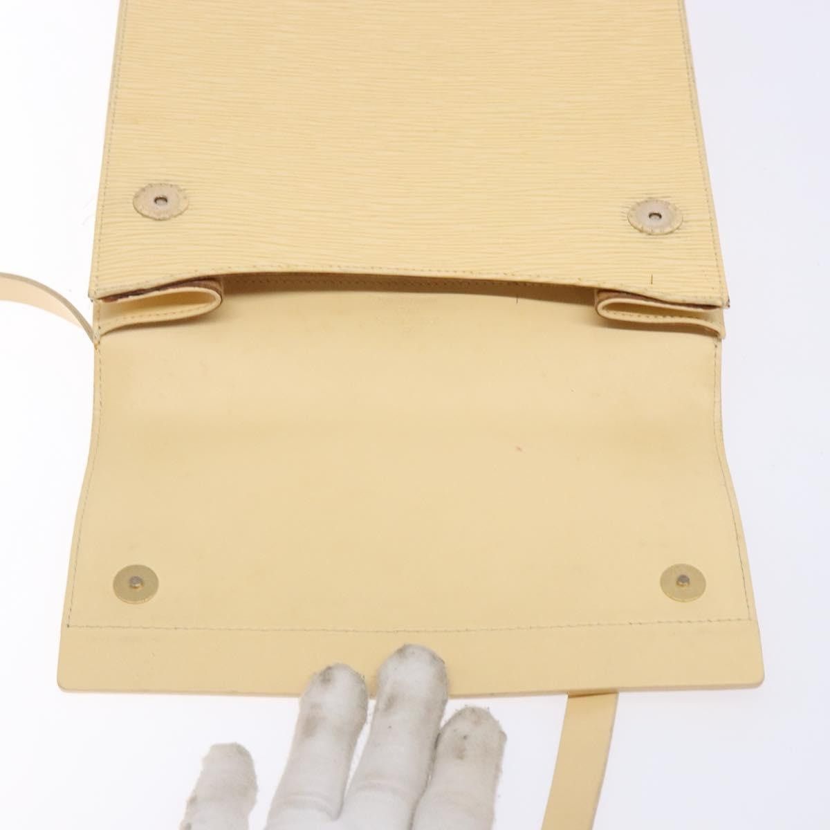 Louis Vuitton LOUIS VUITTON Epi Ramatuelle Shoulder Bag Cream Vanilla Size ONE SIZE - 9 Thumbnail