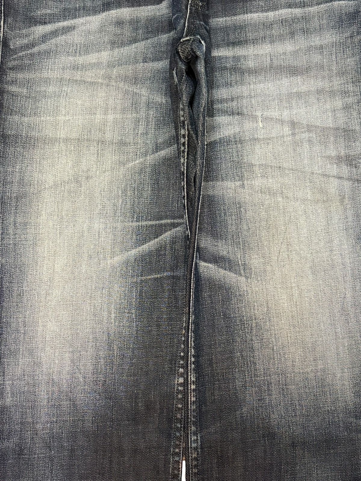 Edwin Vintage Japanese Brand Faded Wash Distress Loose Jeans Size US 31 - 3 Thumbnail