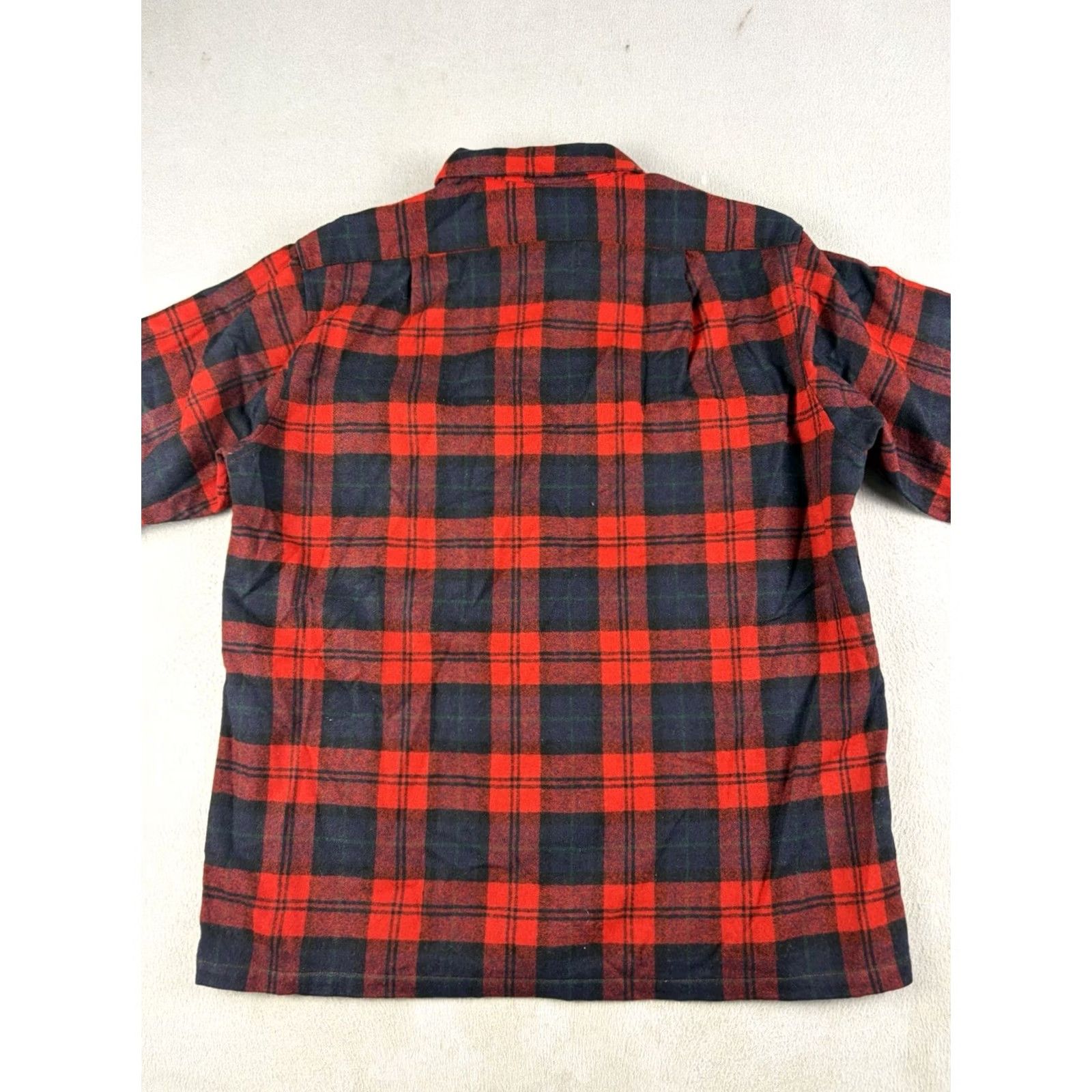 Pendleton VINTAGE Pendleton Board Shirt Mens Large Red Plaid Wool 80s Button-Up Long Sleeve Collared Shirt Mens Size US L / EU 52-54 / 3 - 6 Thumbnail