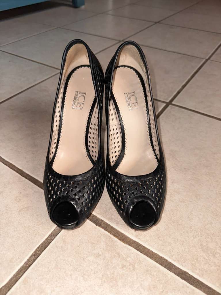 Iceberg Iceberg Heels Size US 7 / IT 37 - 1 Thumbnail