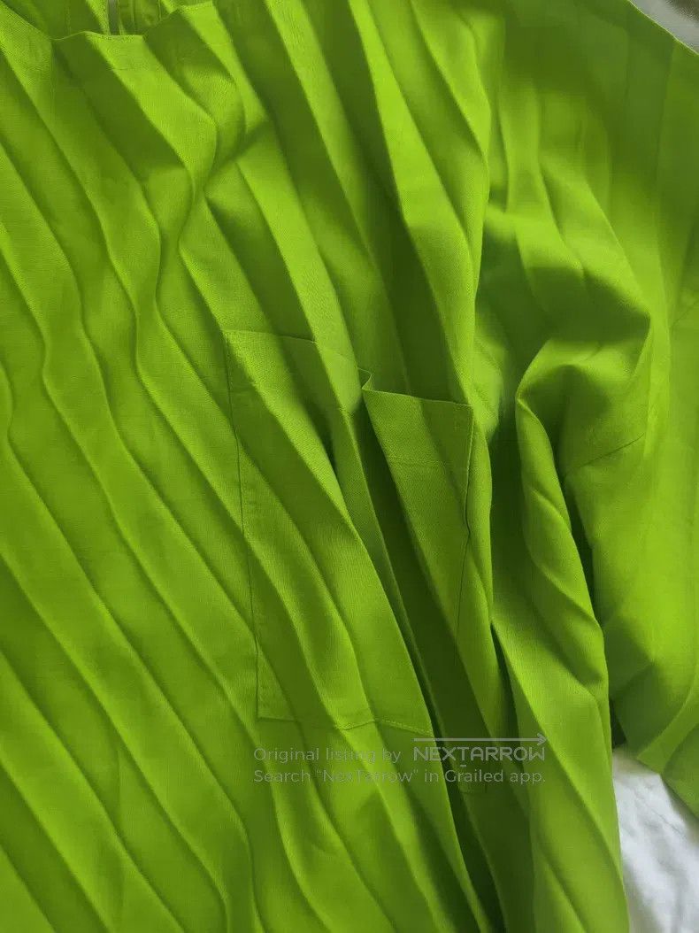 Issey Miyake Issey Miyake size:one size Green Main Line Top Size XXS / US 00 / IT 34 - 6 Thumbnail