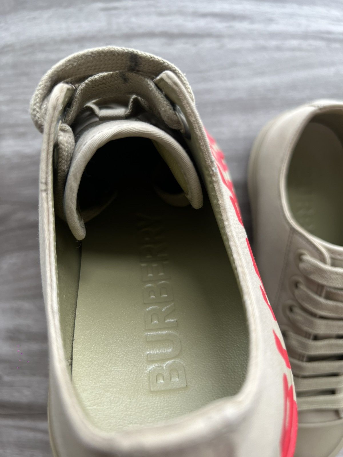 Burberry Burberry Larkhall Low Dark Honey Size 5.5 Women’s (EU 36) Size US 5.5 / IT 35.5 - 8 Thumbnail