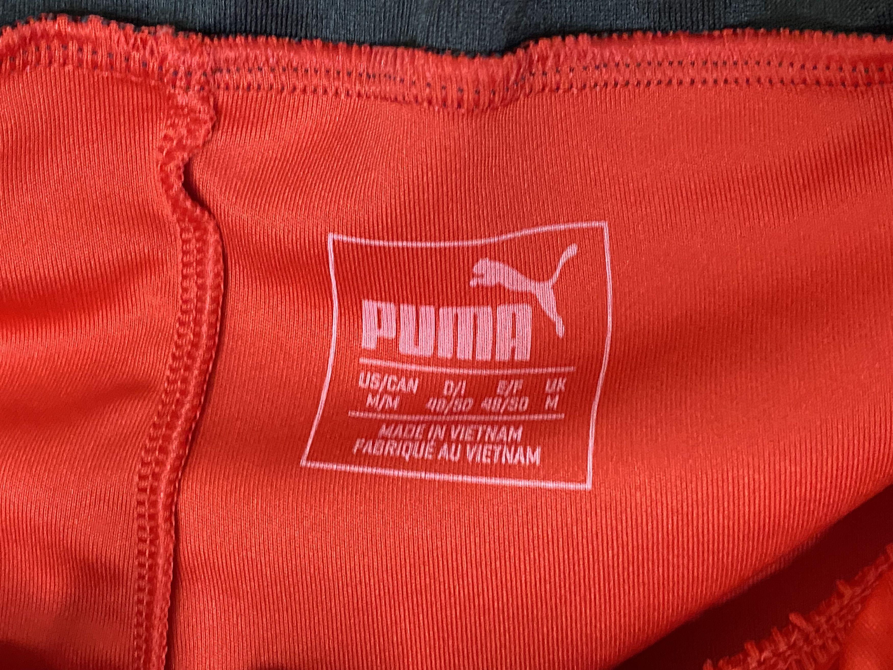 Puma HUDDERSFIELD TOWN 2017 2018 AWAY FOOTBALL SOCCER SHORTS Size US 32 / EU 48 - 5 Thumbnail