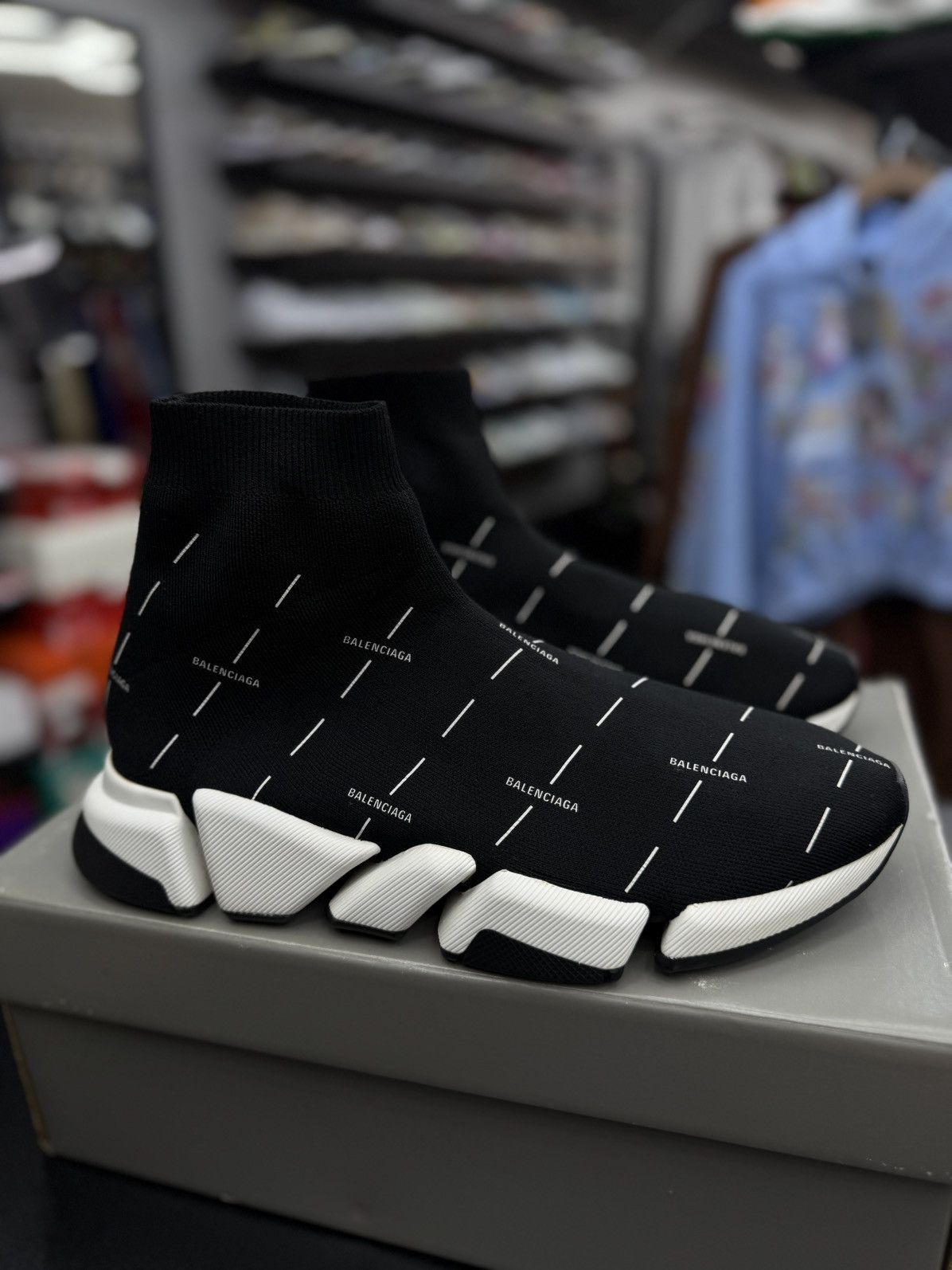 Balenciaga Balenciaga Sock Runner High Top Black White 44EU/11US $995 Size US 11 / EU 44 - 5 Thumbnail
