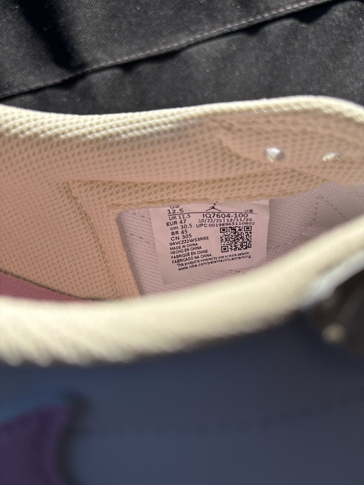 Jordan Brand × Travis Scott Travis Scott Retro Jordan 1 low Size US 12.5 / EU 45-46 - 7 Thumbnail