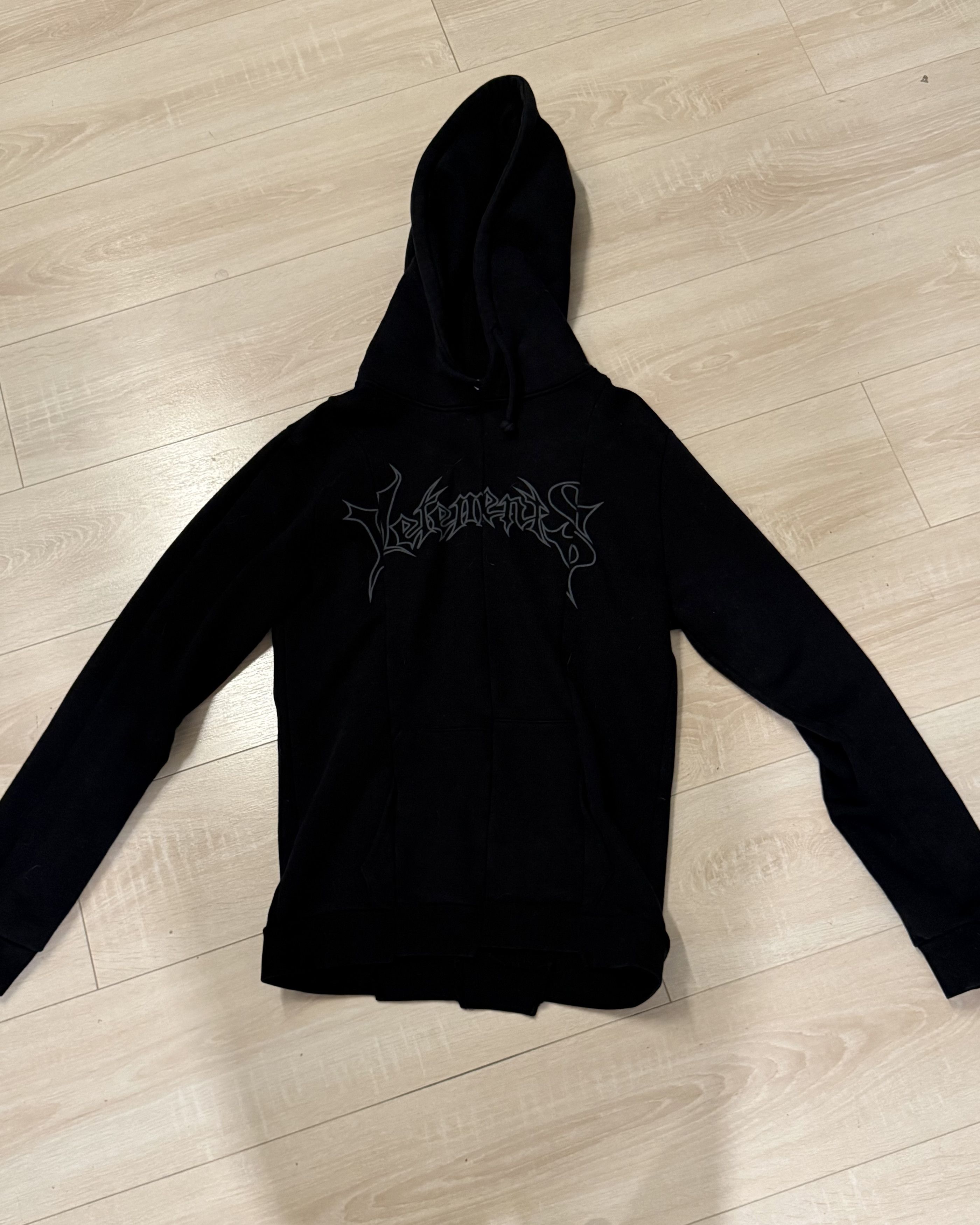 Vetements AW15 OG Metal Logo Hoodie | Grailed