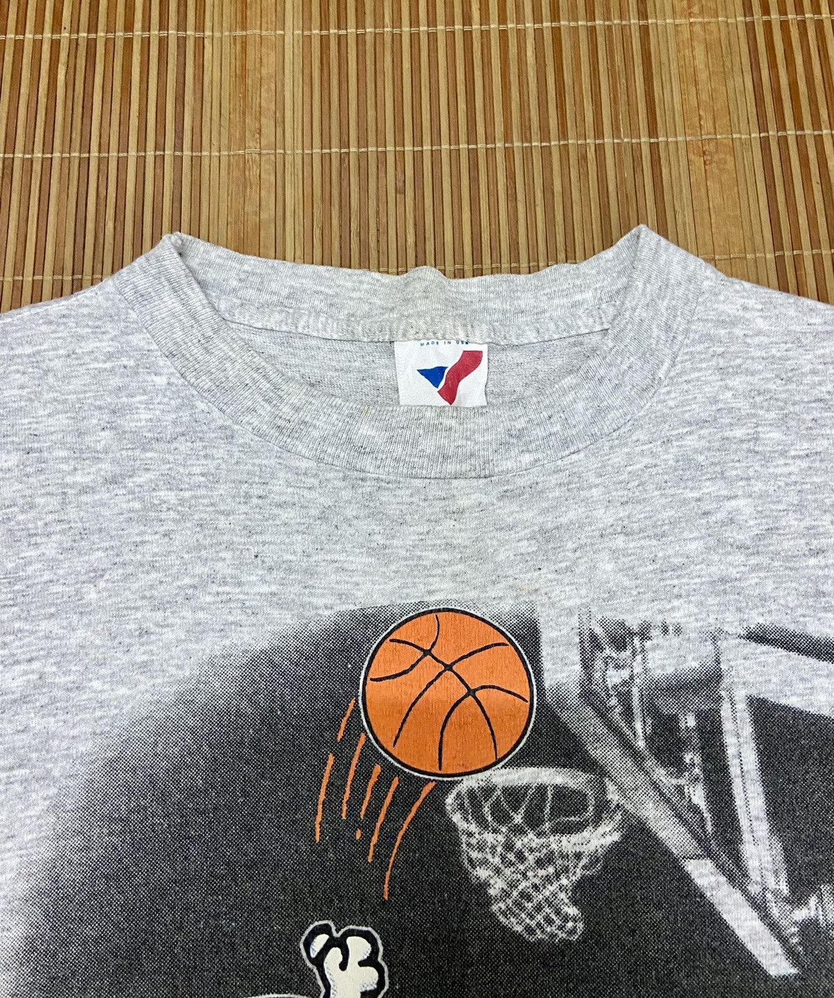 NBA VINTAGE CHICAGO BULLS x SNOOPY TEE Size US M / EU 48-50 / 2 - 10 Thumbnail