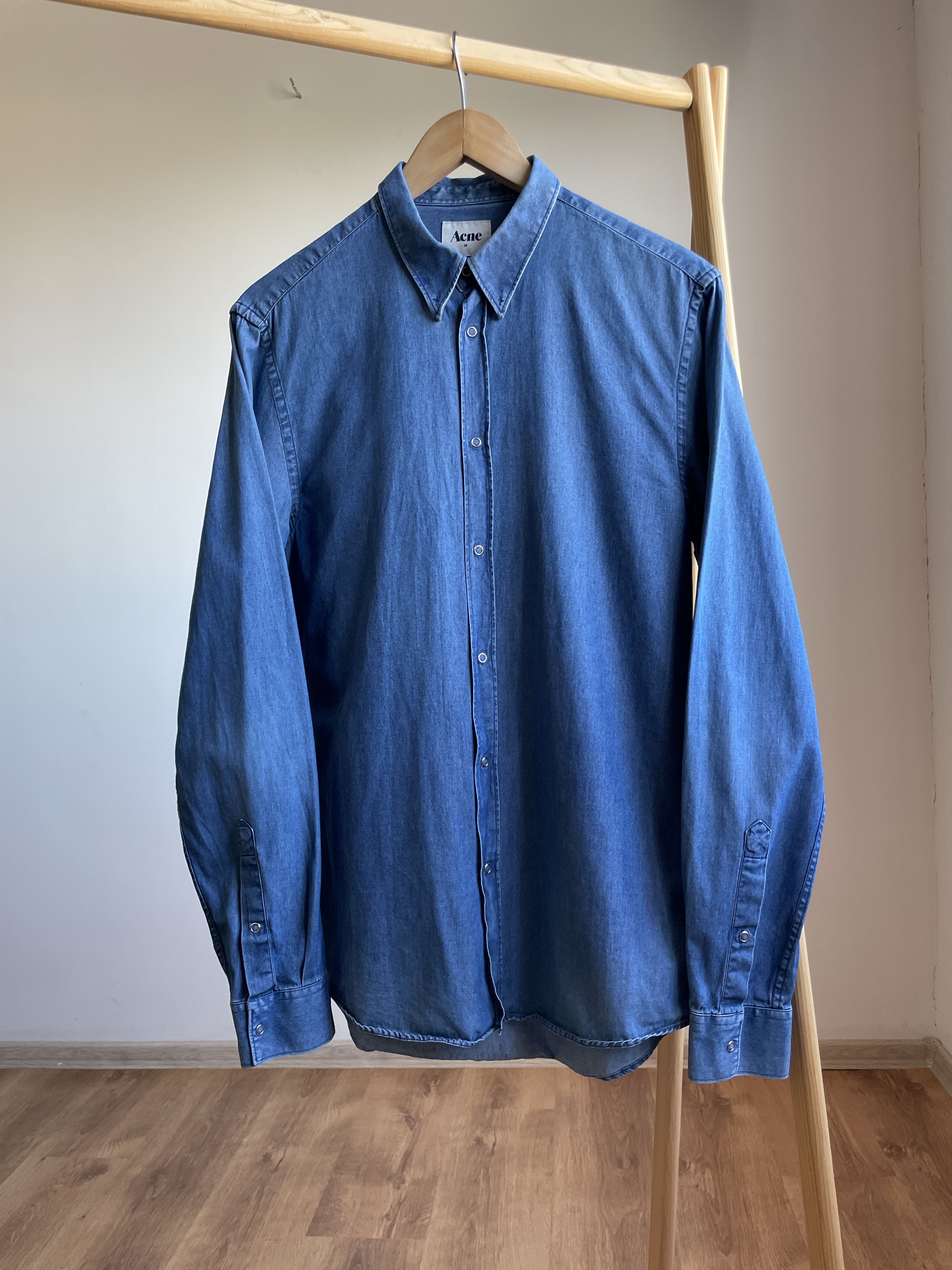 Acne Studios Acne Studios A/W 2010 Classic Slim Denim Shirt Size EUR 50 Size US M / EU 48-50 / 2 - 1 Thumbnail