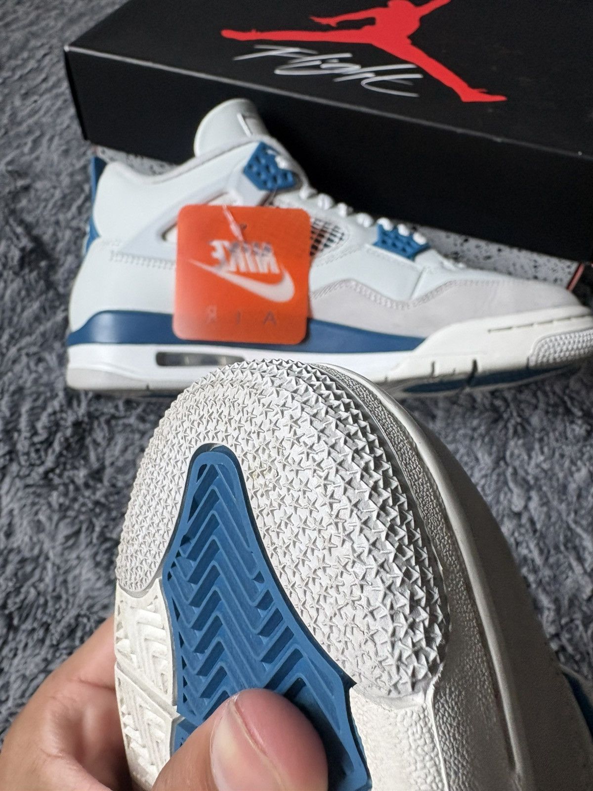 Jordan Brand Jordan 4 Military Blue Size 8.5 Size US 8.5 / EU 41-42 - 2 Thumbnail