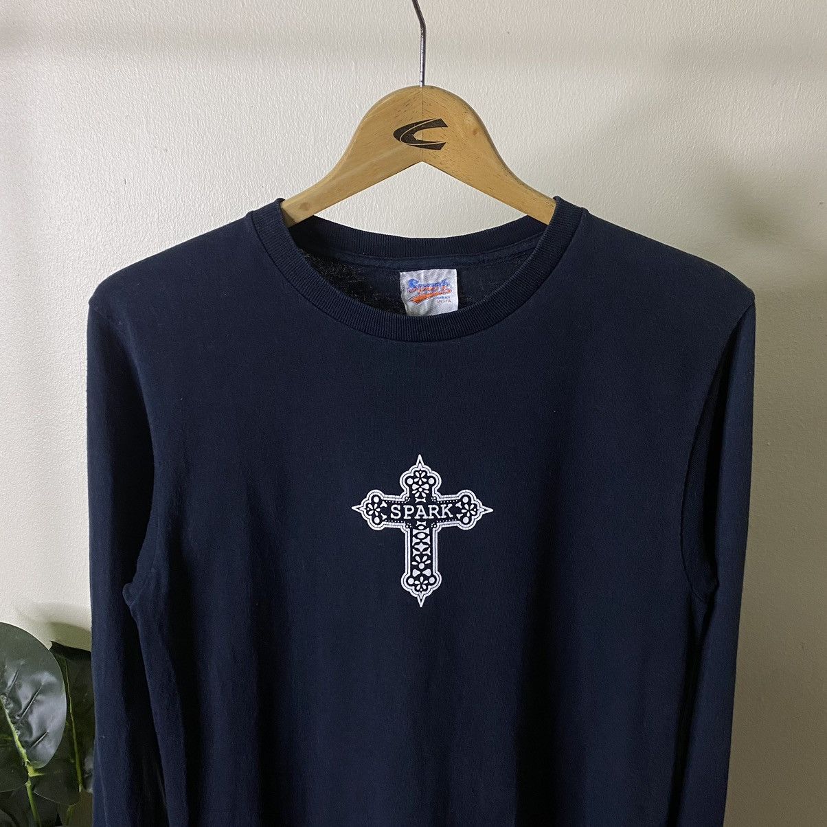 Affliction × Vintage 1990s Spark Skateboard Big Cross Chrome Heart Style LS Tee Size US S / EU 44-46 / 1 - 6 Thumbnail