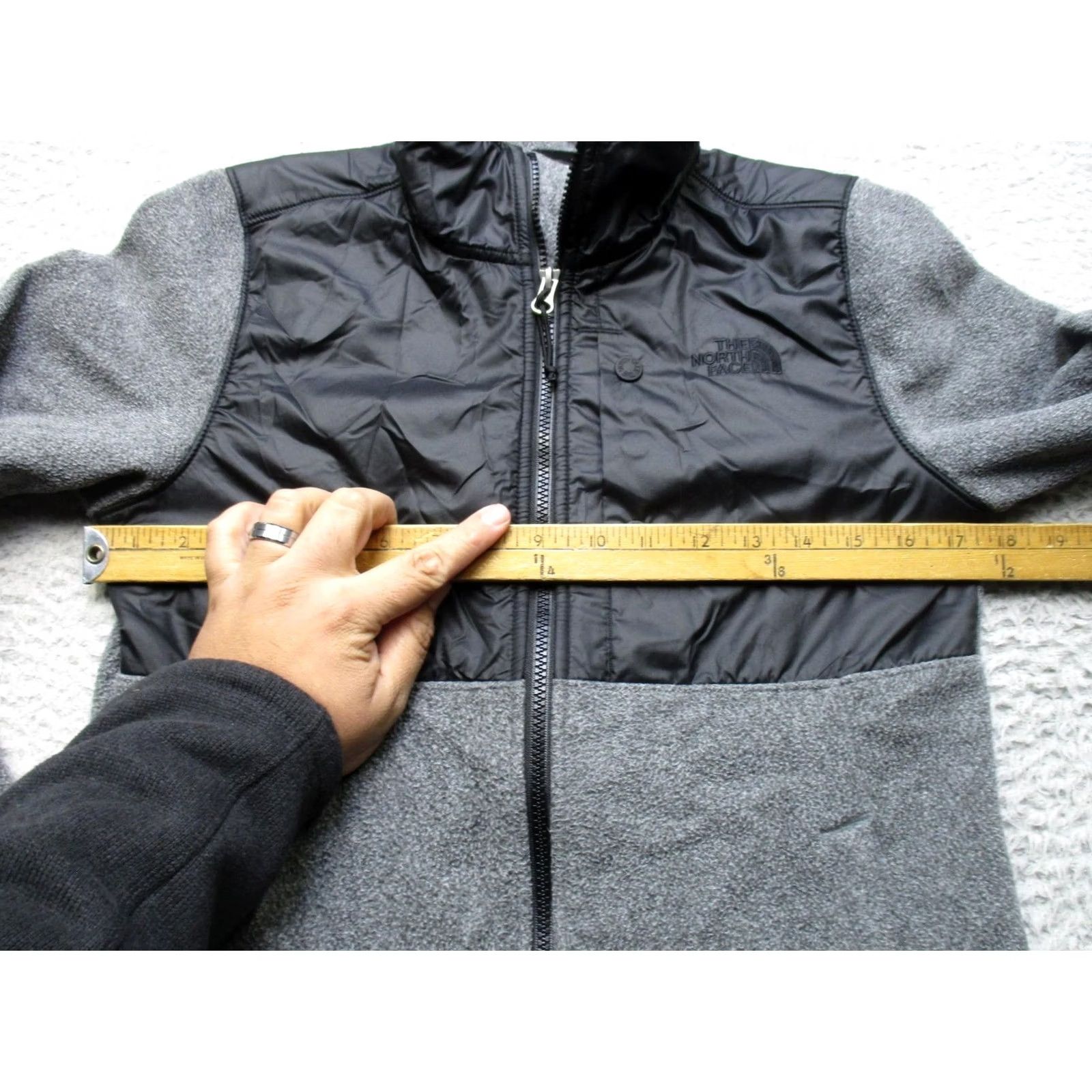 The North Face The North Face Jacket Womens Small Gray Black Fleece Softshell Hybrid Full Zip Size S / US 4 / IT 40 - 6 Thumbnail
