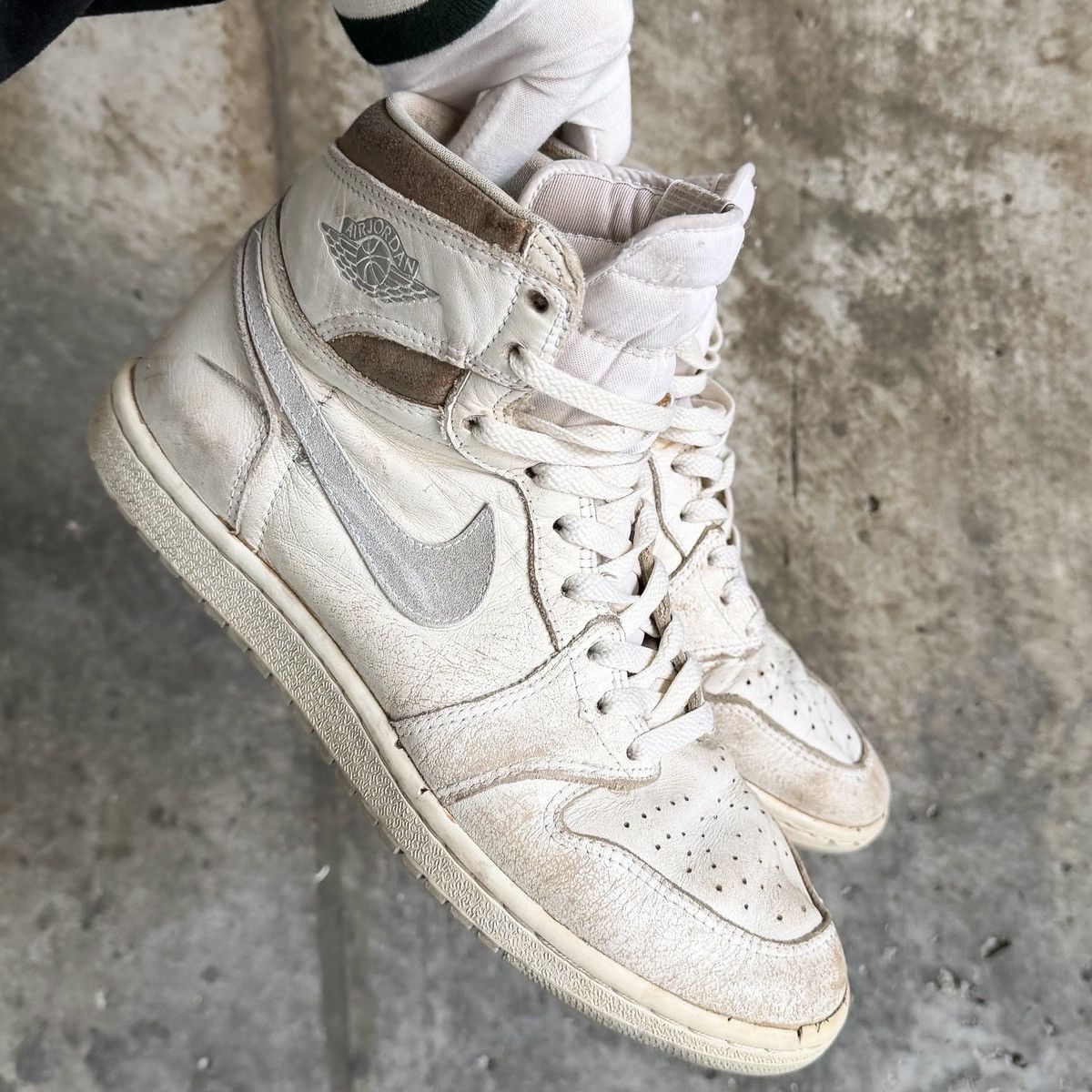 Nike THRASHED 1985 Neutral Grey Nike AIR JORDAN 1 High-Top Shoes Size US 10.5 / EU 43-44 - 9 Thumbnail